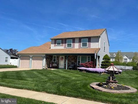 18 DEWBERRY DRIVE MOUNT HOLLY NJ 08060