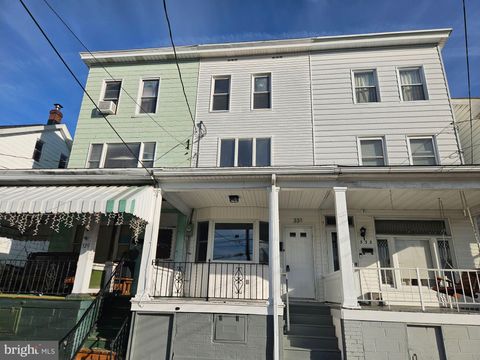Photo of 331 Willing Street, TAMAQUA, PA 18252 (MLS # PASK2023372) Photo of 331 Willing Street, TAMAQUA, PA 18252 (MLS # PASK2023372)