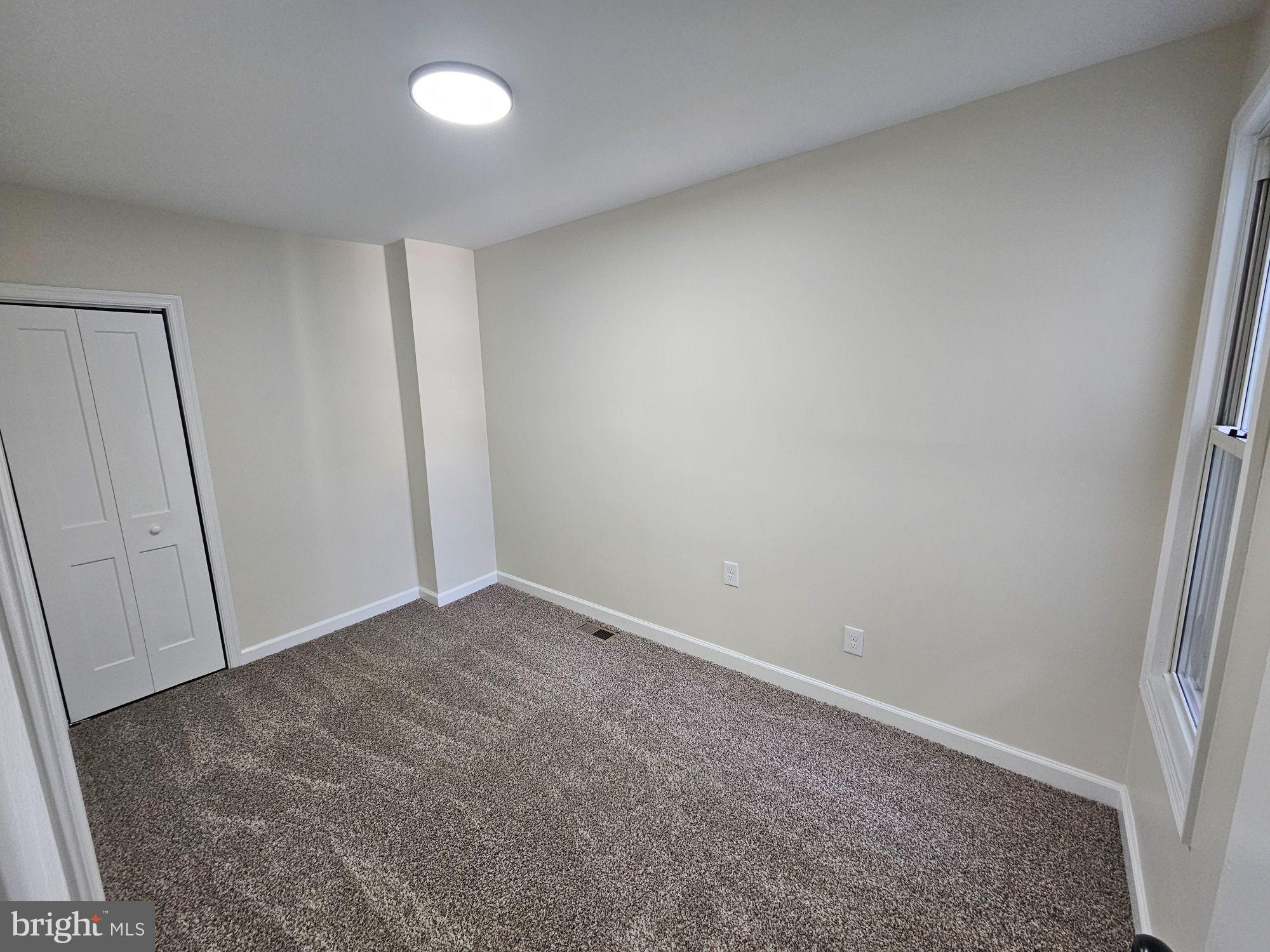 DUTCH HILL - Residential