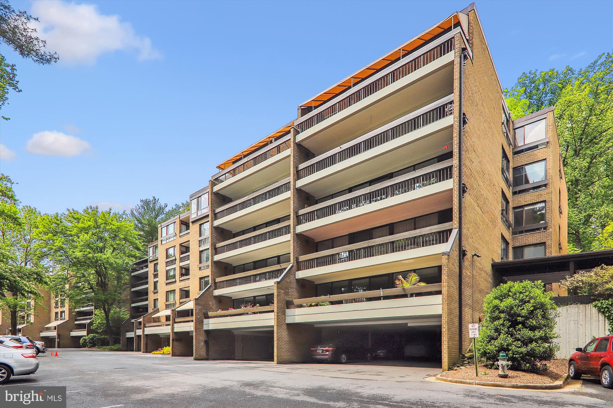 SUMNER VILLAGE - Residential