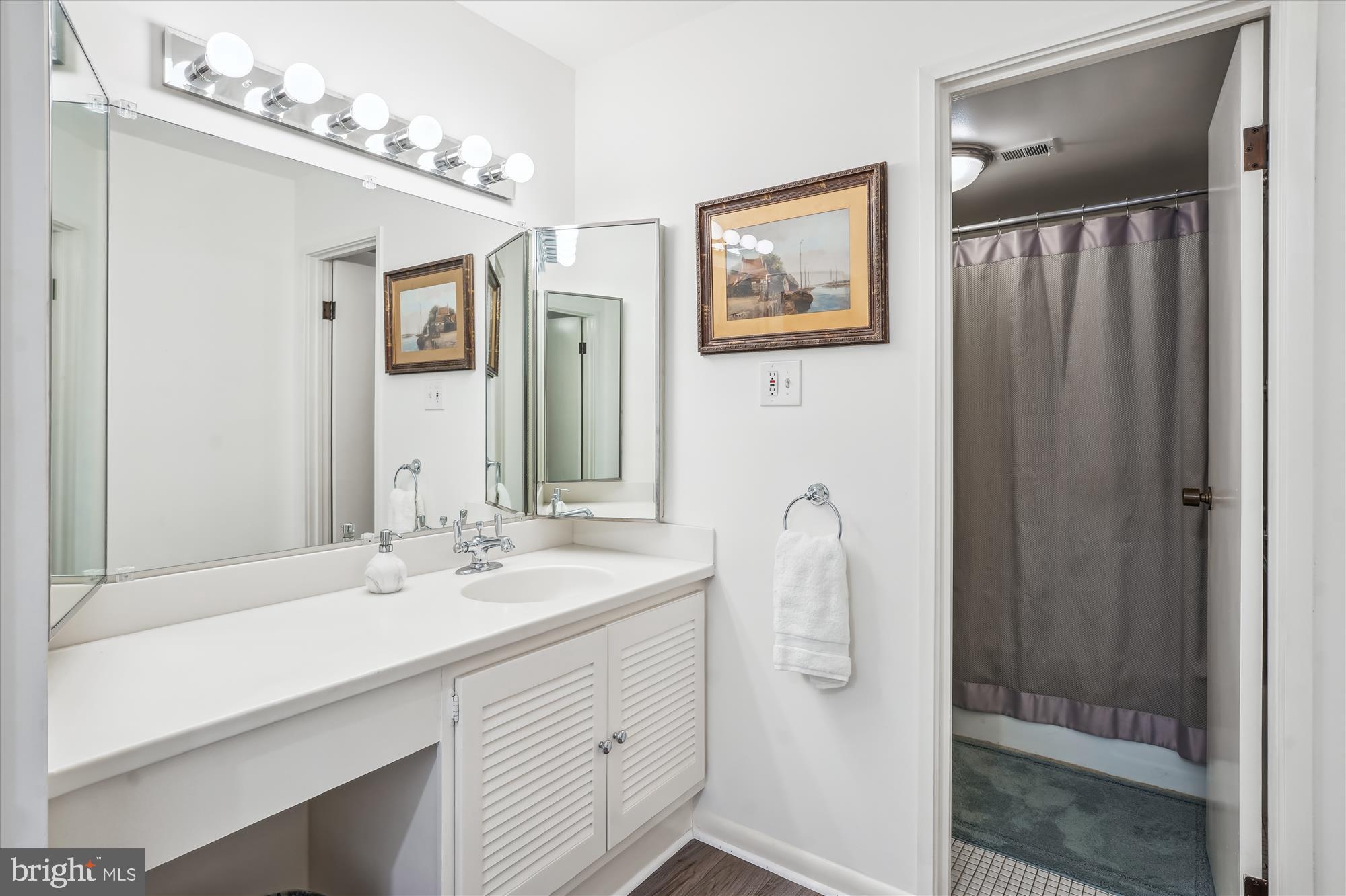 SUMNER VILLAGE - Residential