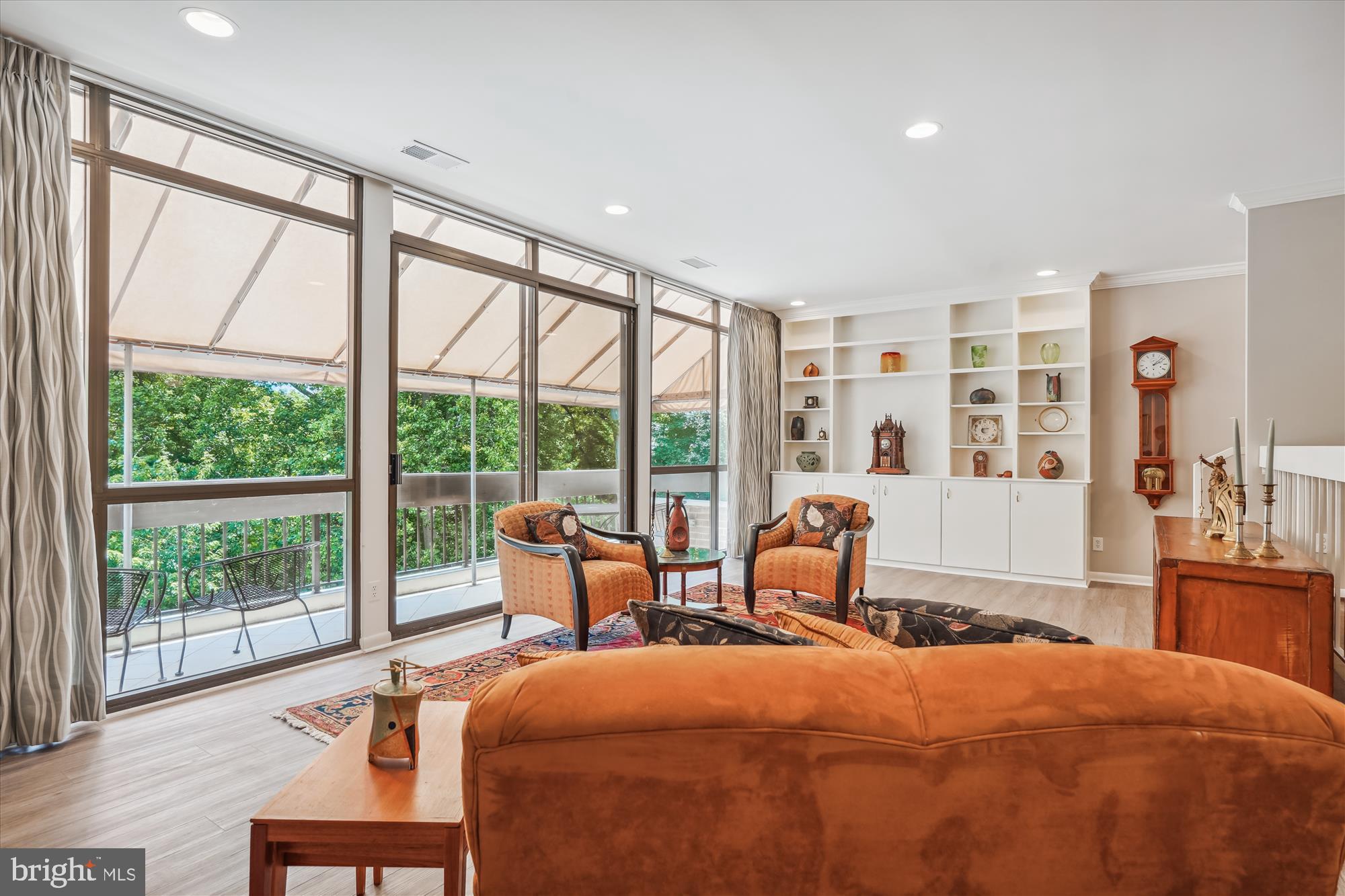 SUMNER VILLAGE - Residential