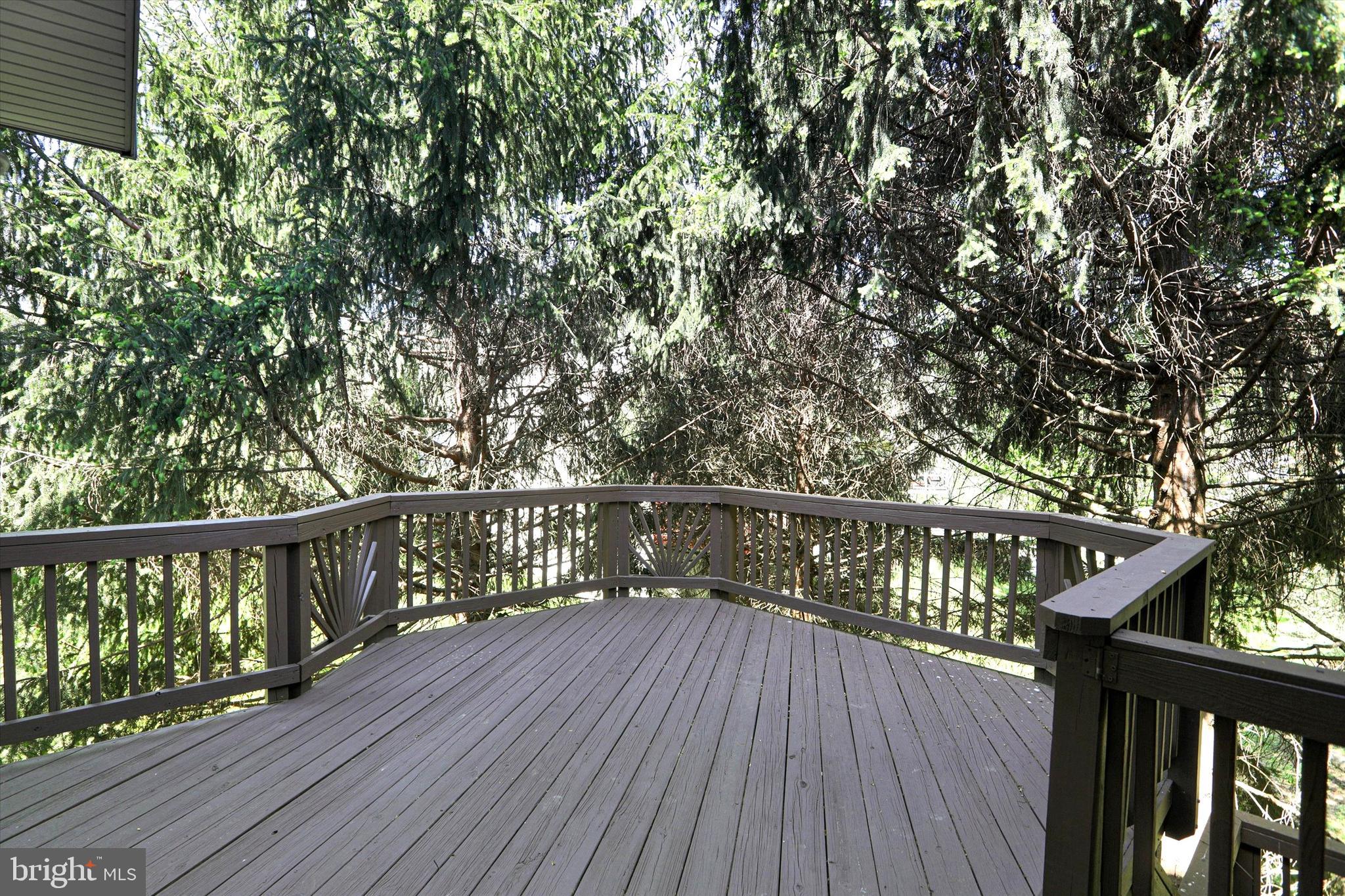 VILLAGE OF RIVER HILL - Residential