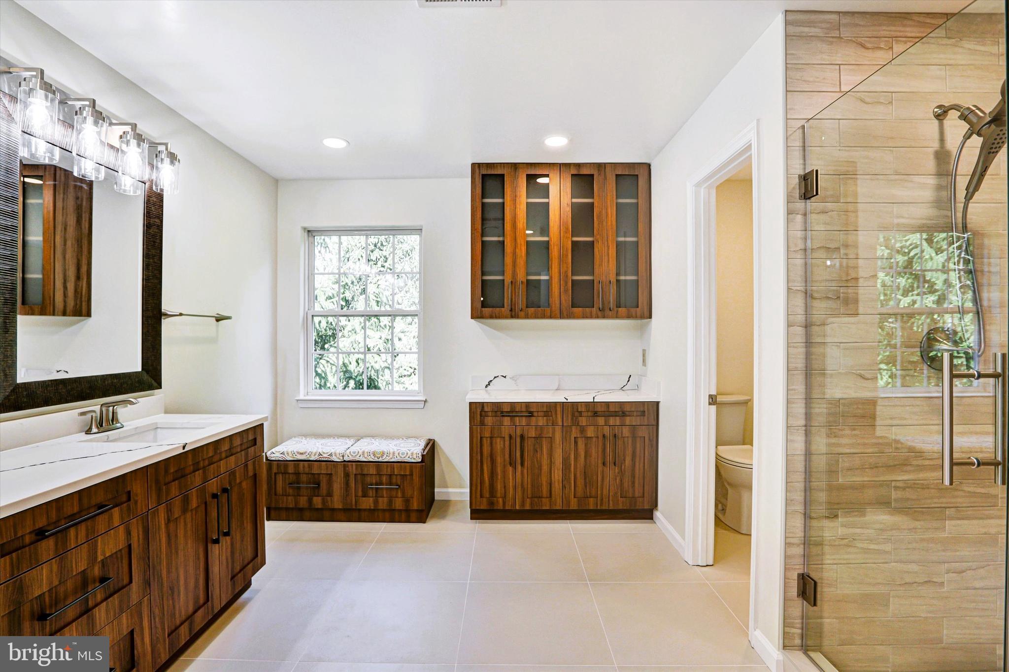 VILLAGE OF RIVER HILL - Residential