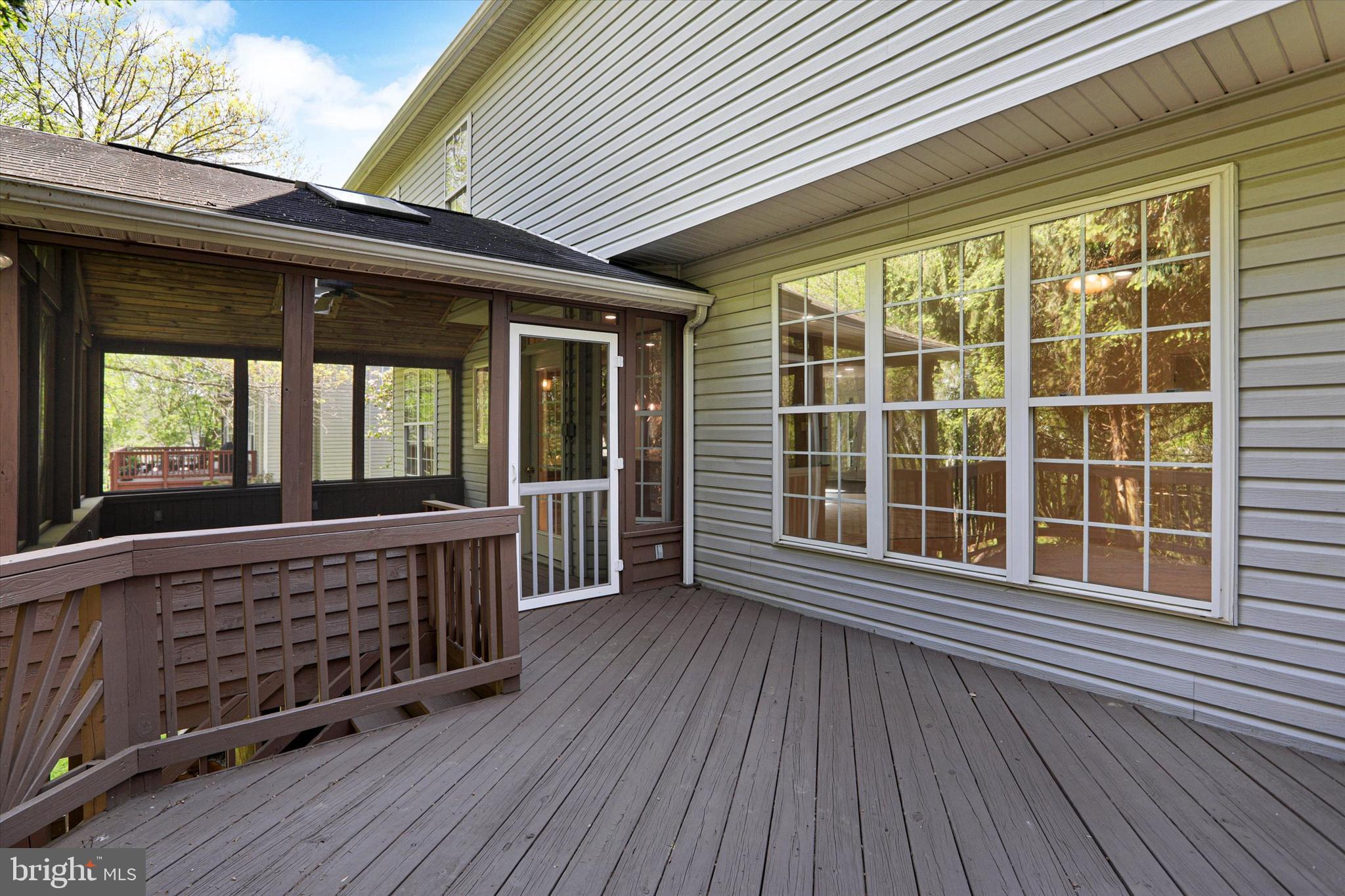 VILLAGE OF RIVER HILL - Residential