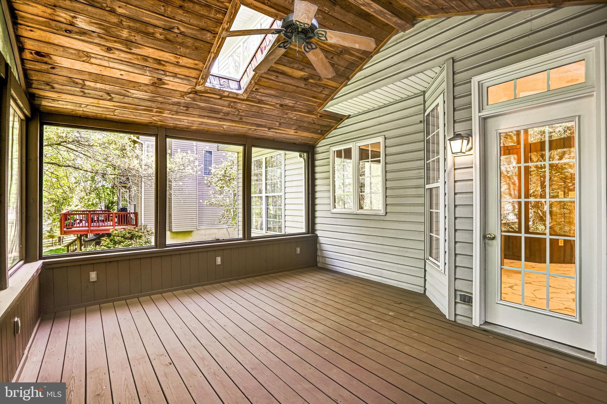 VILLAGE OF RIVER HILL - Residential