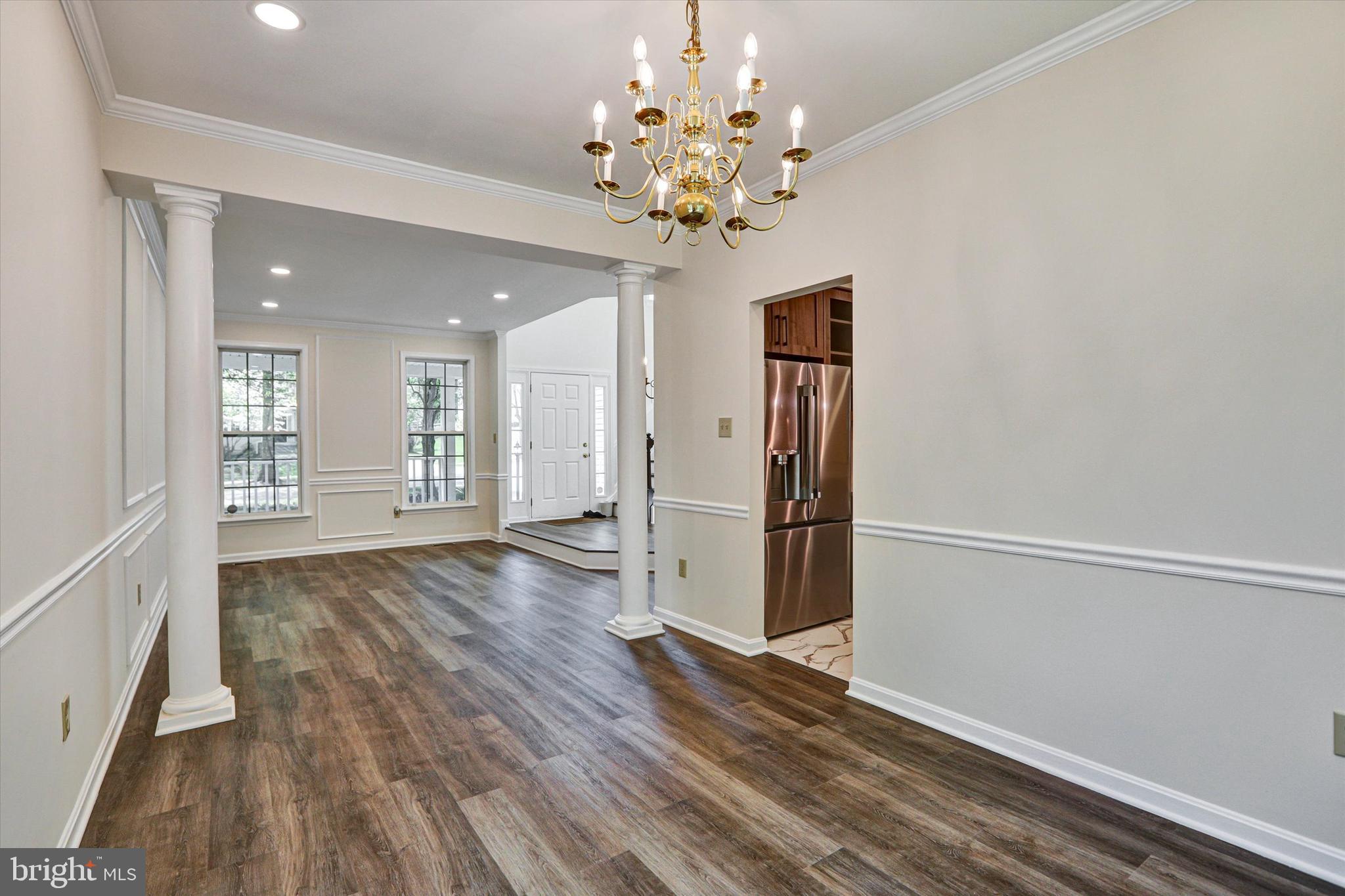 VILLAGE OF RIVER HILL - Residential