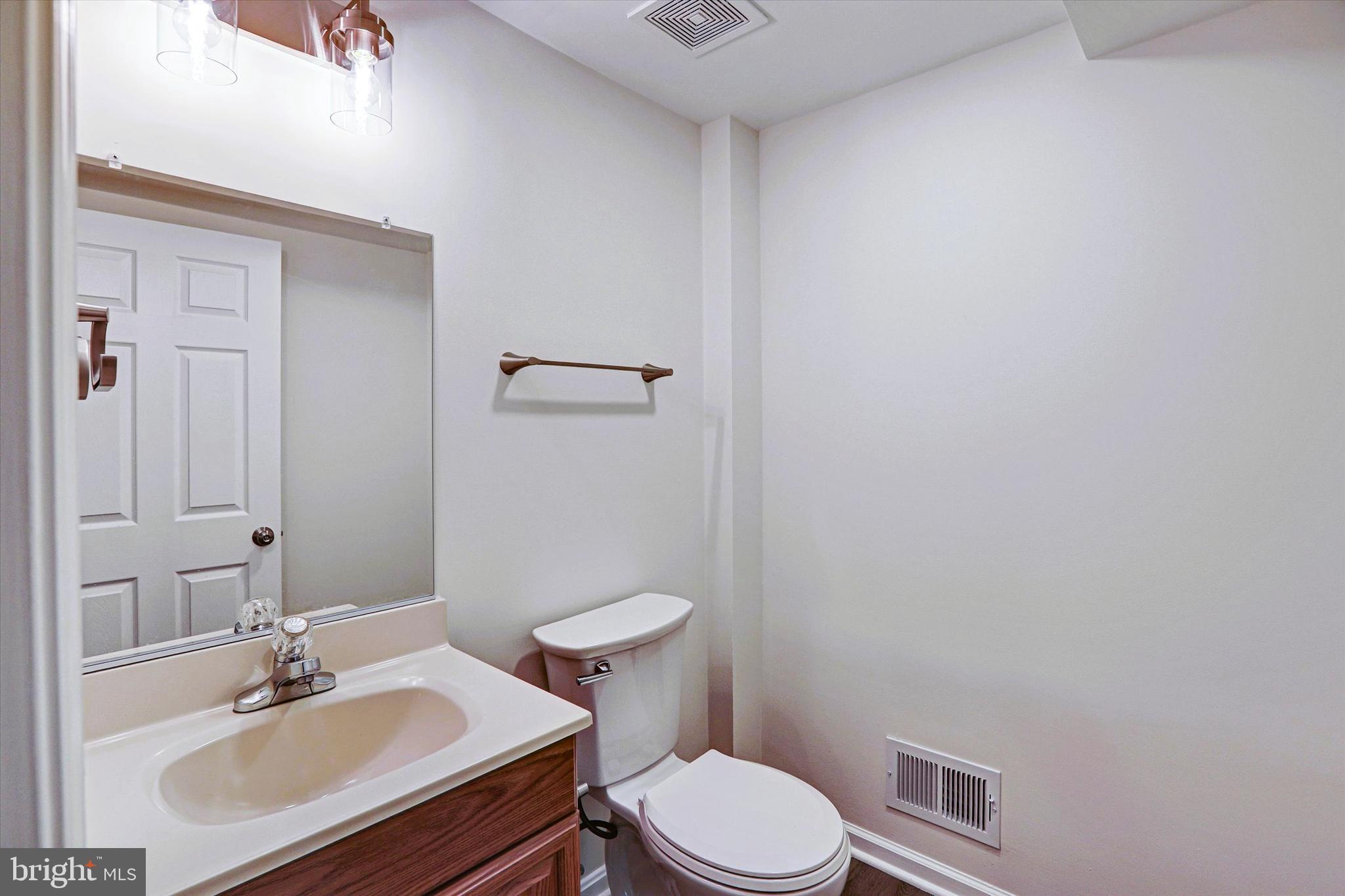 VILLAGE OF RIVER HILL - Residential