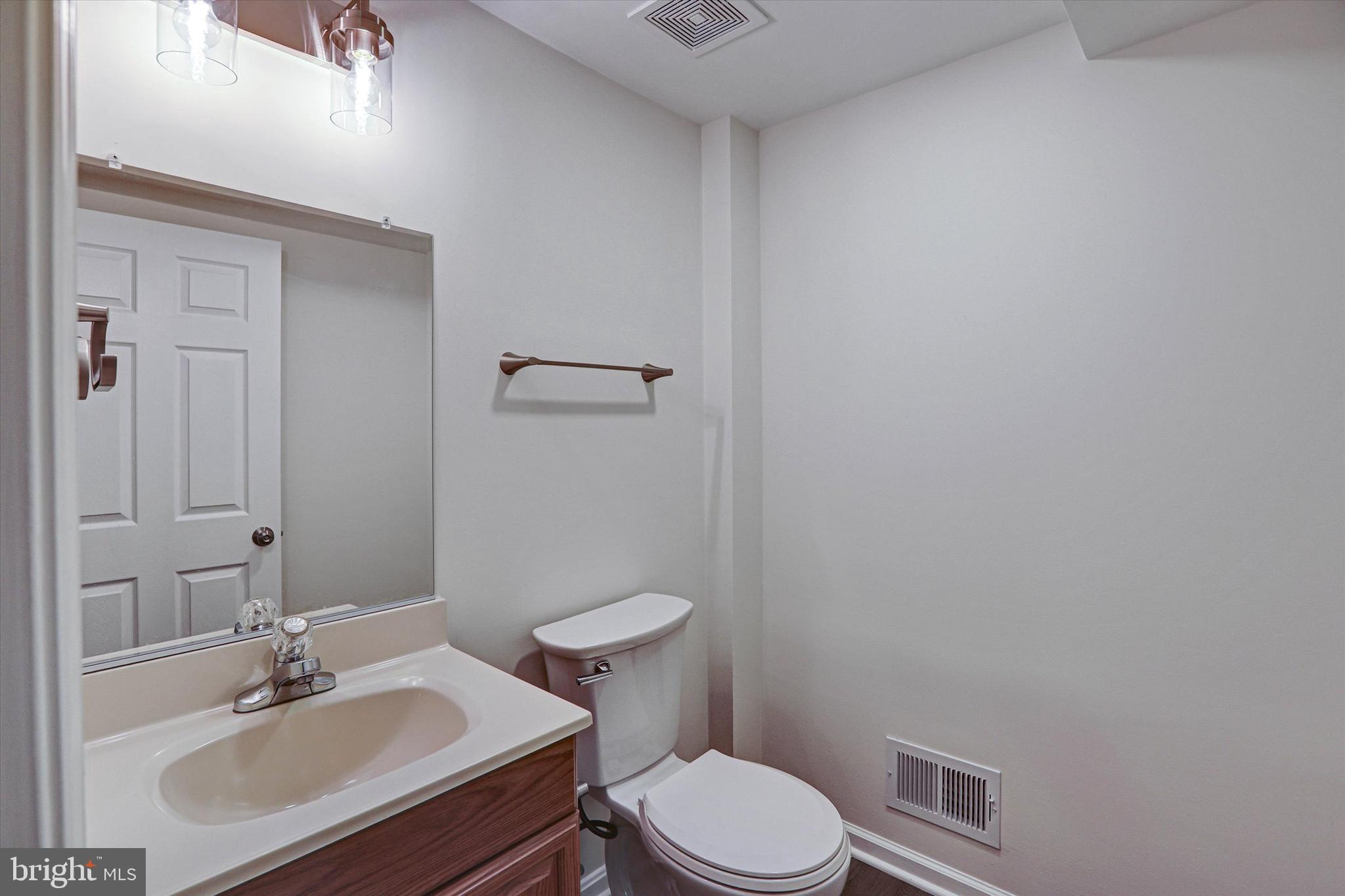 VILLAGE OF RIVER HILL - Residential