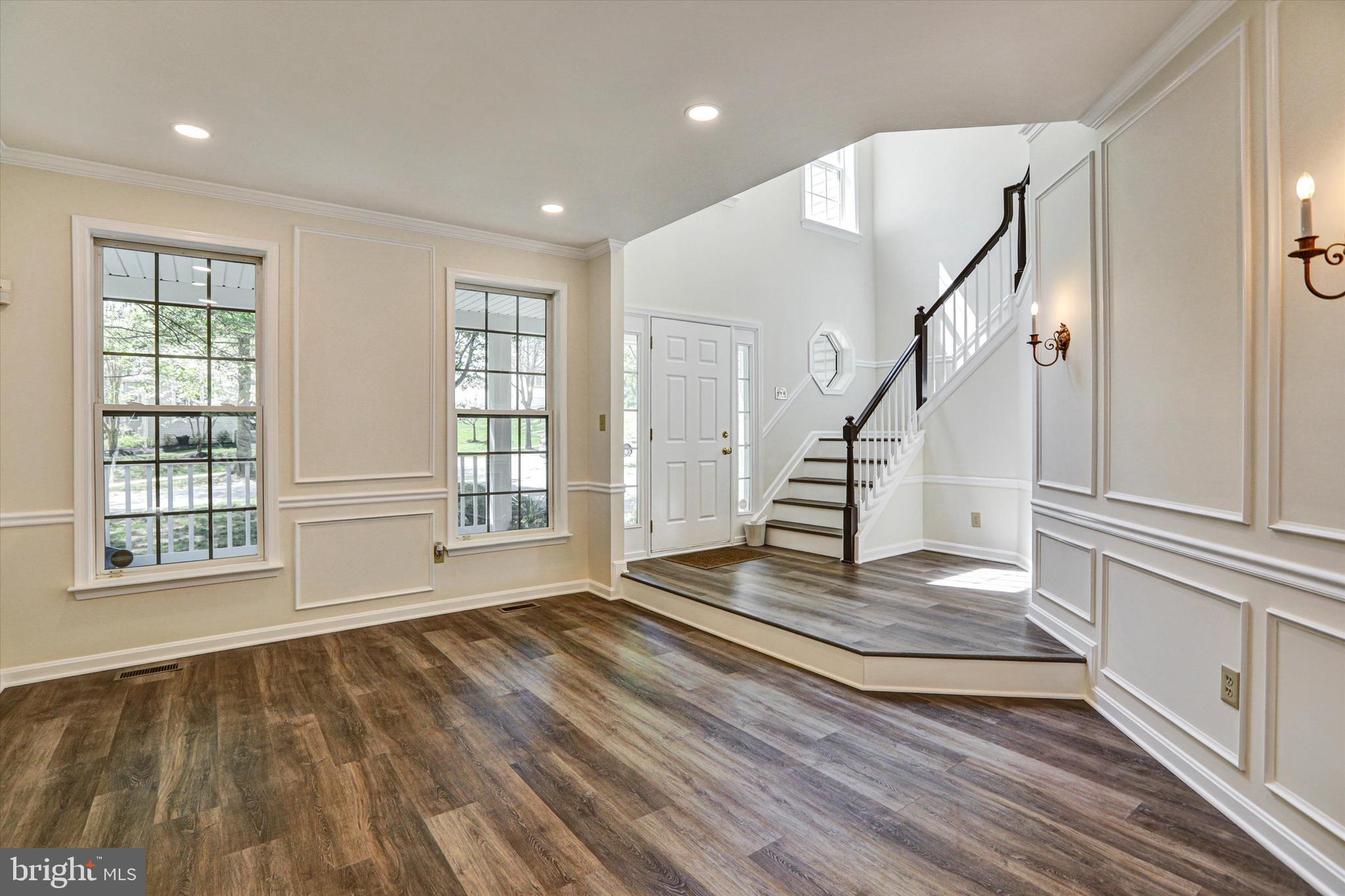 VILLAGE OF RIVER HILL - Residential