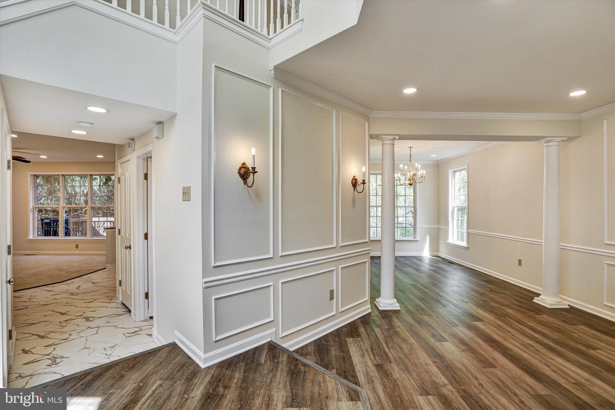 VILLAGE OF RIVER HILL - Residential