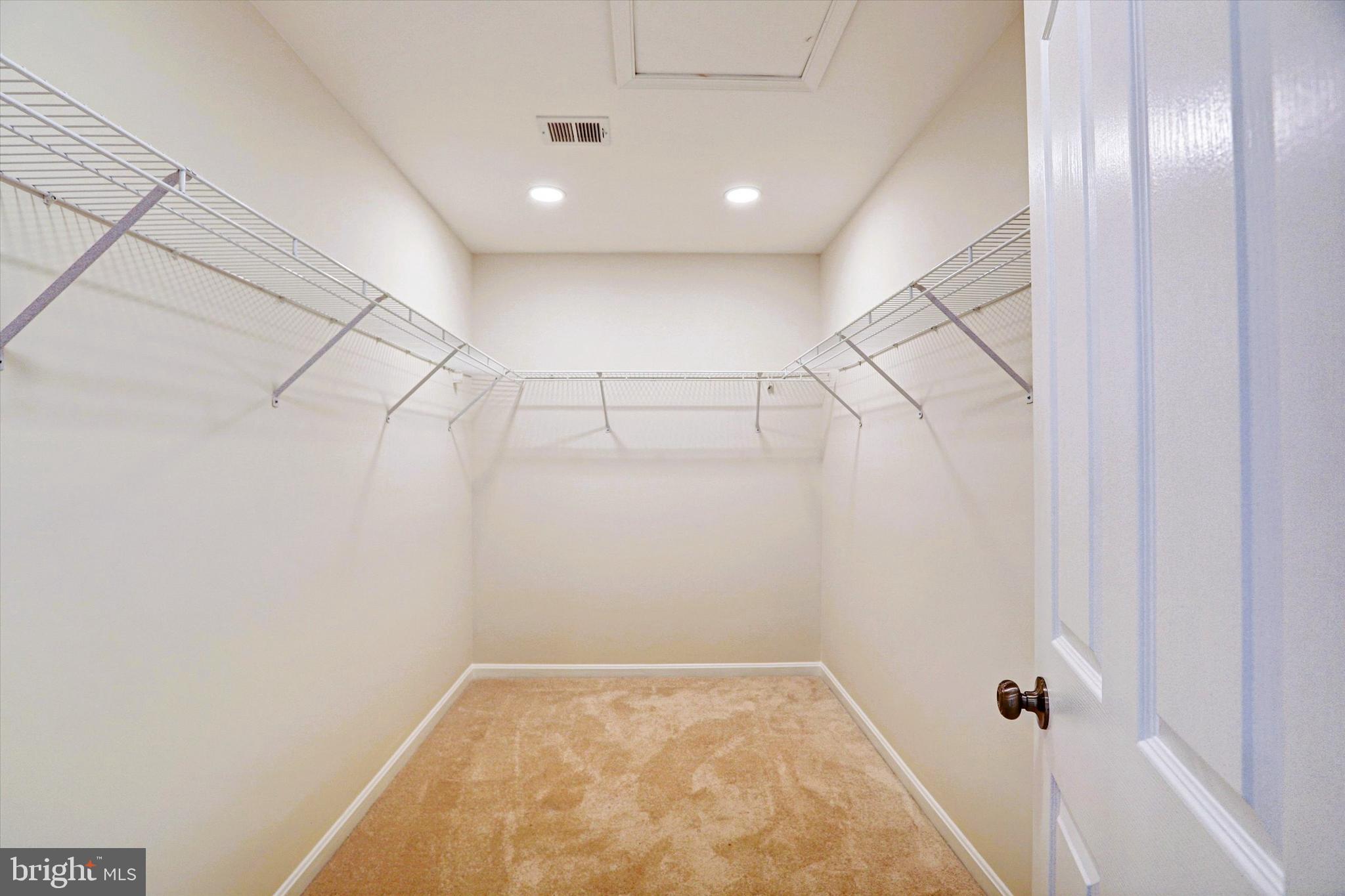 VILLAGE OF RIVER HILL - Residential