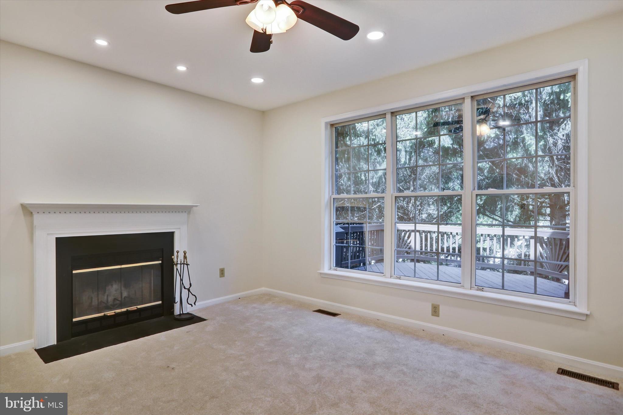 VILLAGE OF RIVER HILL - Residential