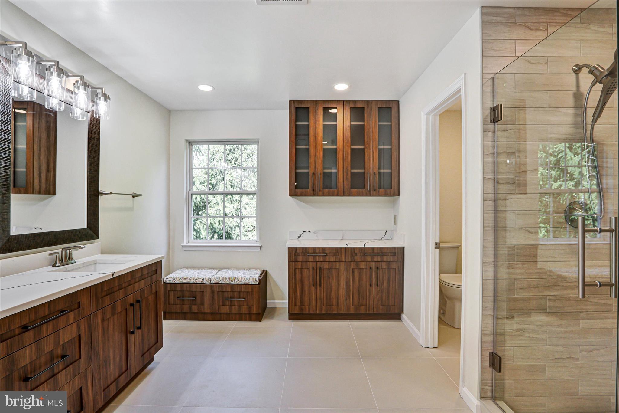 VILLAGE OF RIVER HILL - Residential