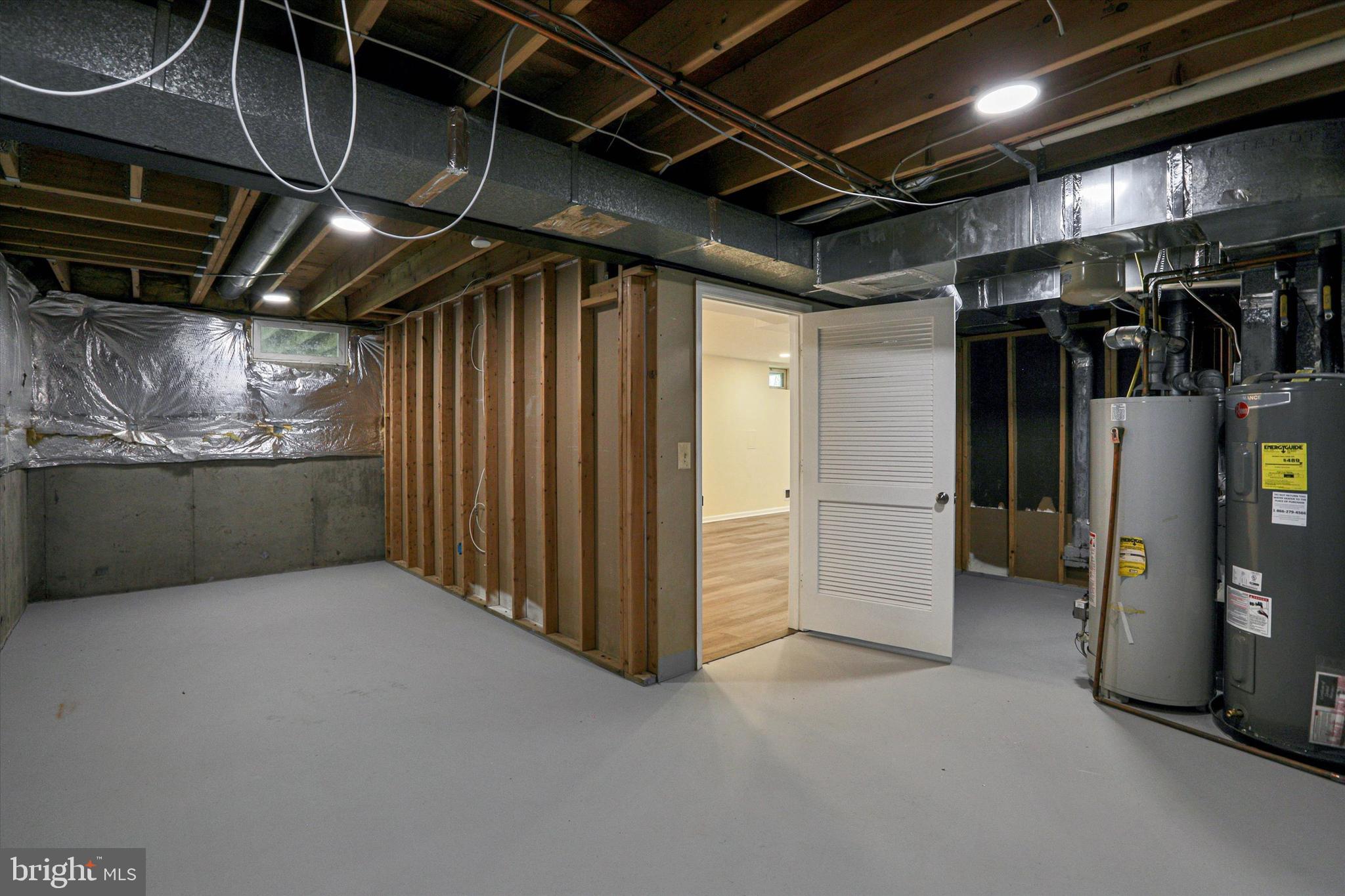 VILLAGE OF RIVER HILL - Residential