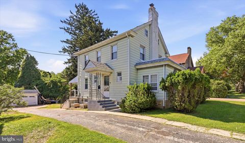 Photo of 8010 Ridge Avenue, PHILADELPHIA, PA 19128 (MLS # PAPH2631194)
