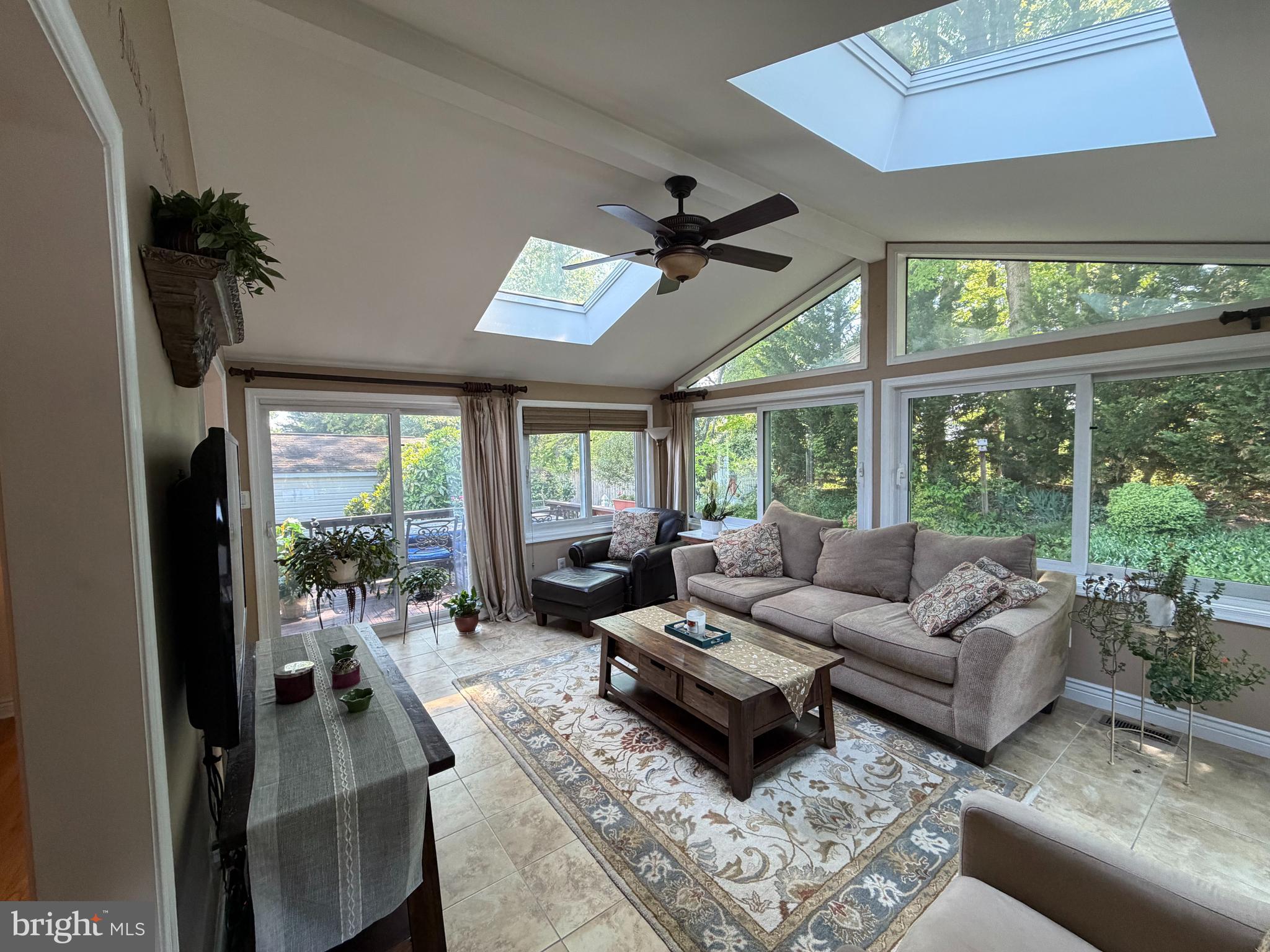 SILVERGATE - Residential