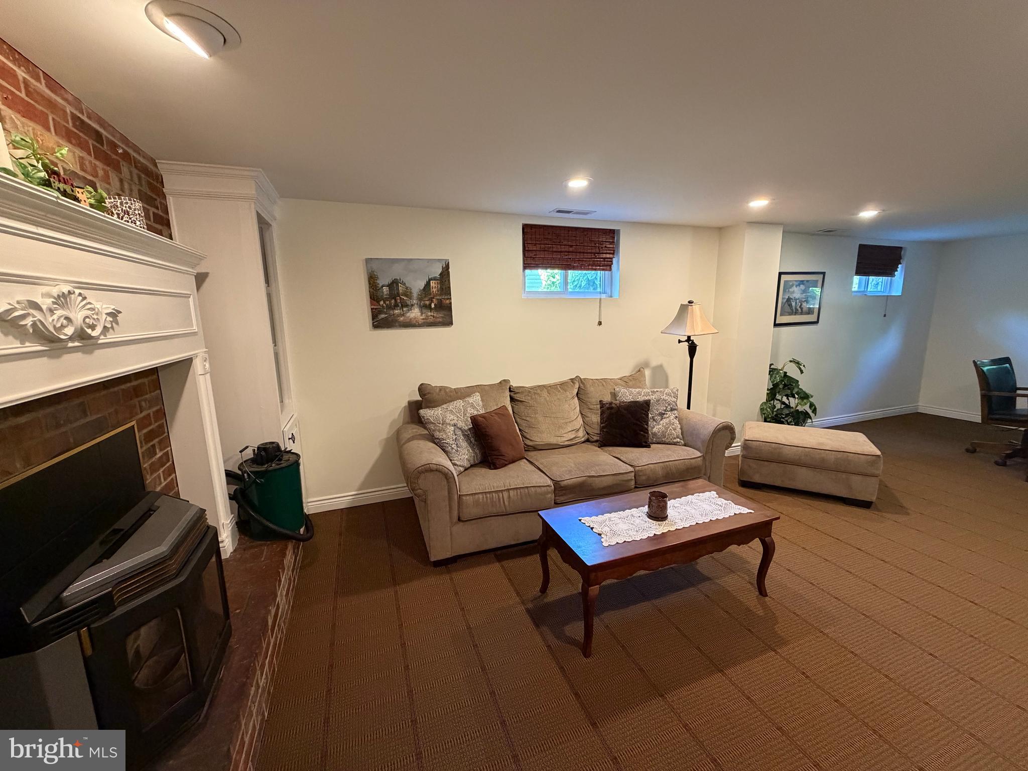 SILVERGATE - Residential