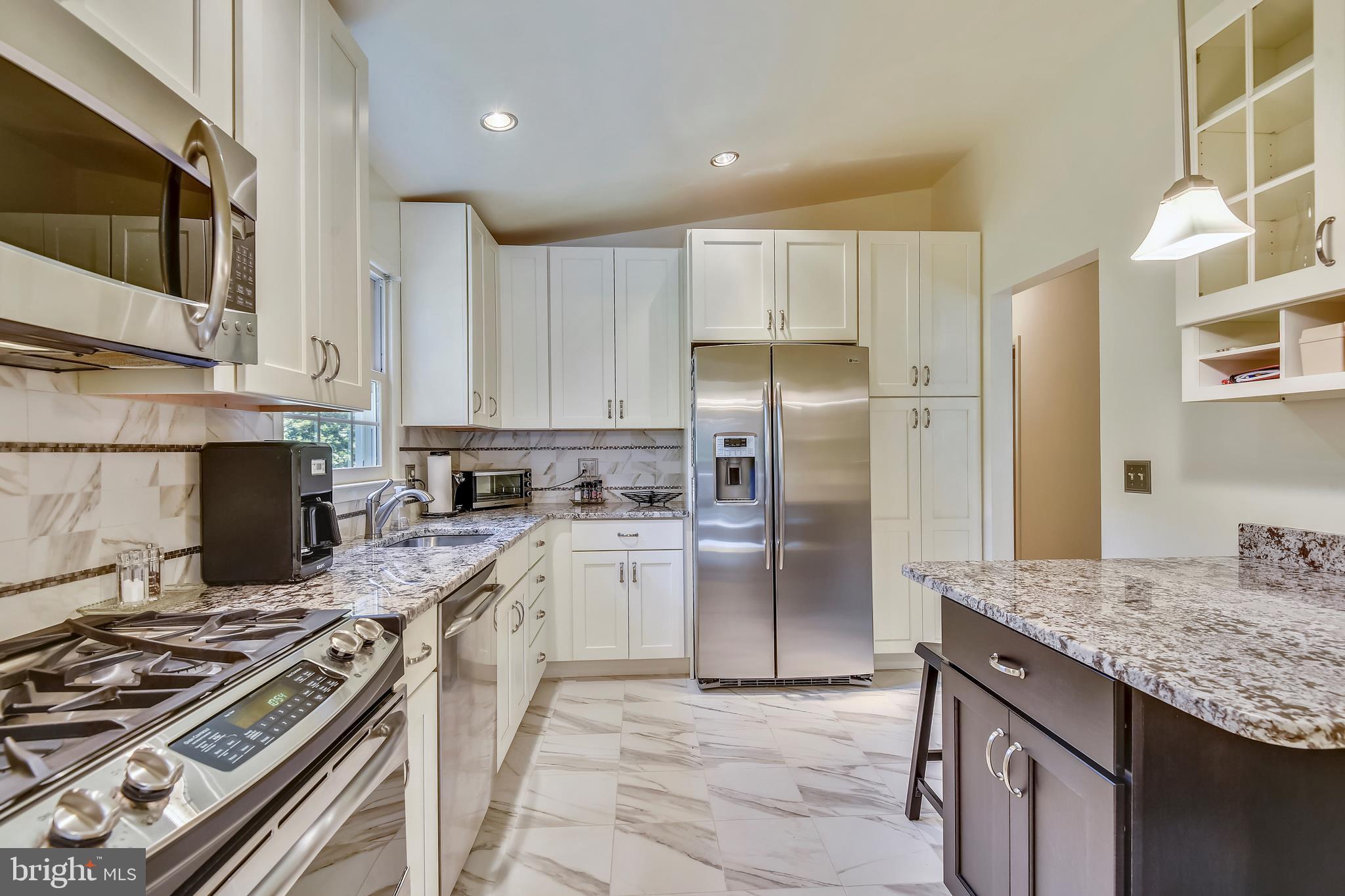 STRATFORD ON THE POTOMAC - Residential