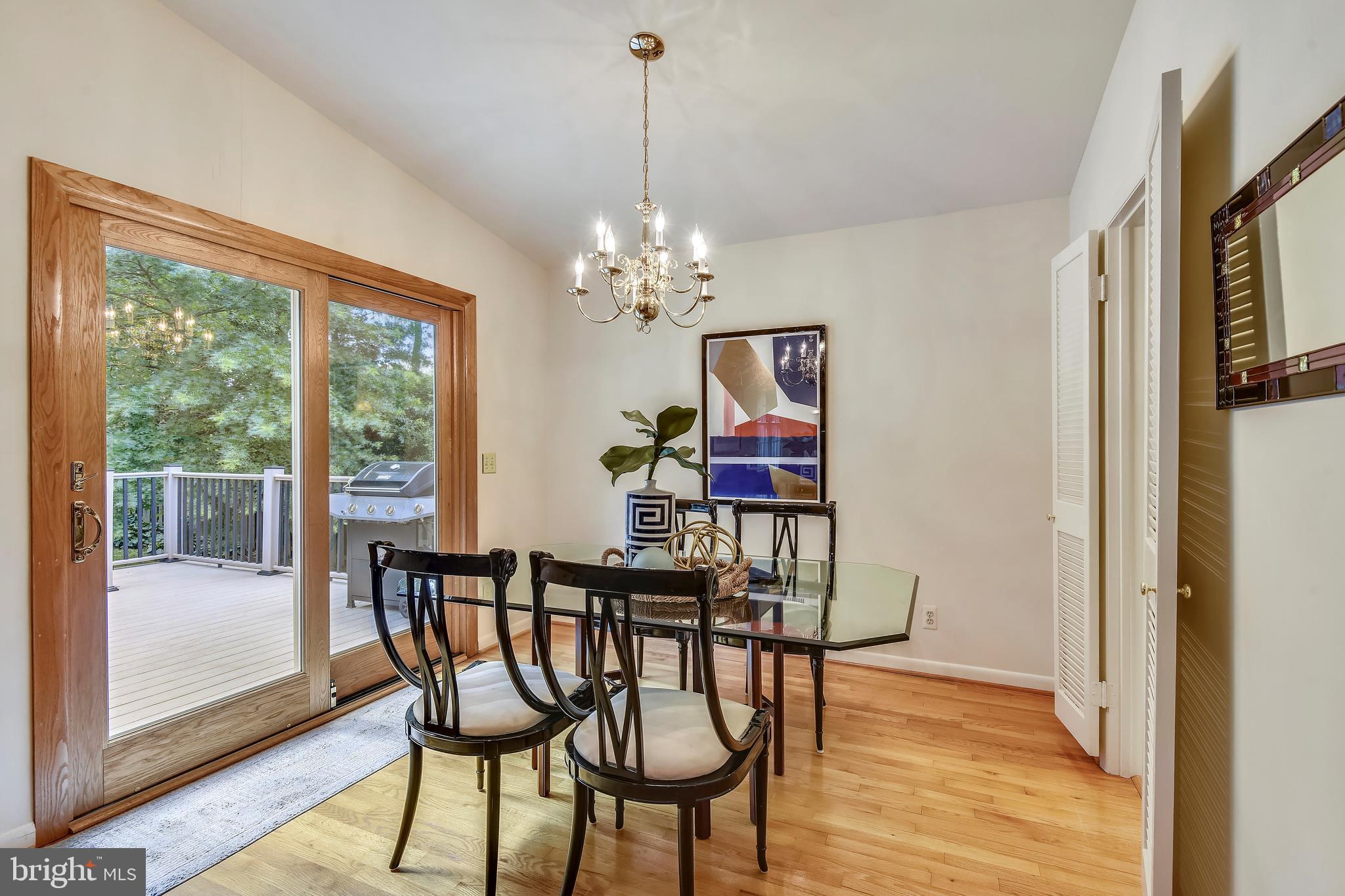 STRATFORD ON THE POTOMAC - Residential