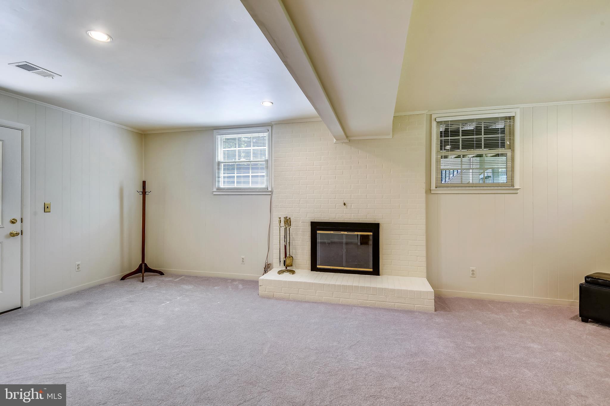 STRATFORD ON THE POTOMAC - Residential