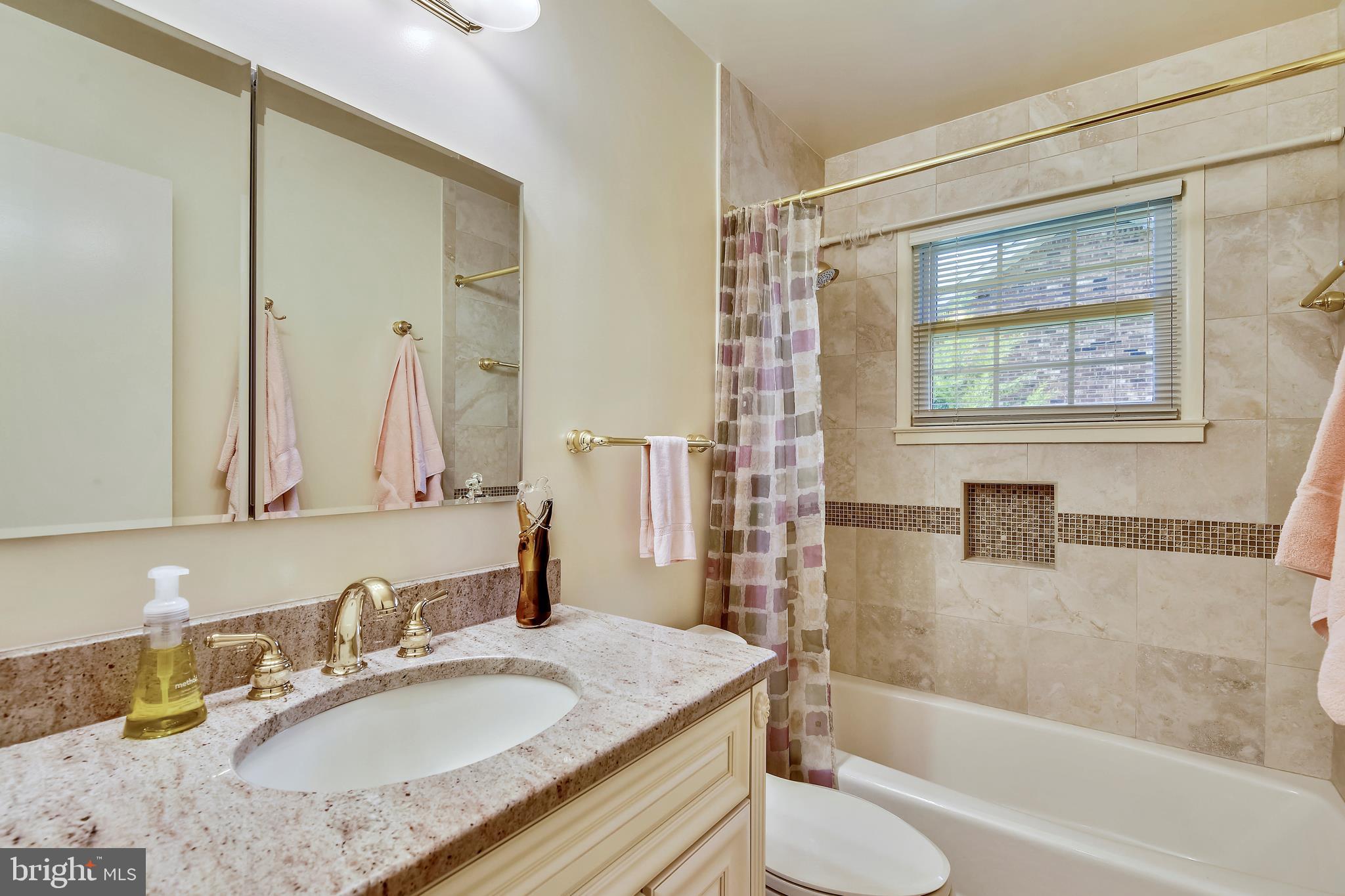 STRATFORD ON THE POTOMAC - Residential