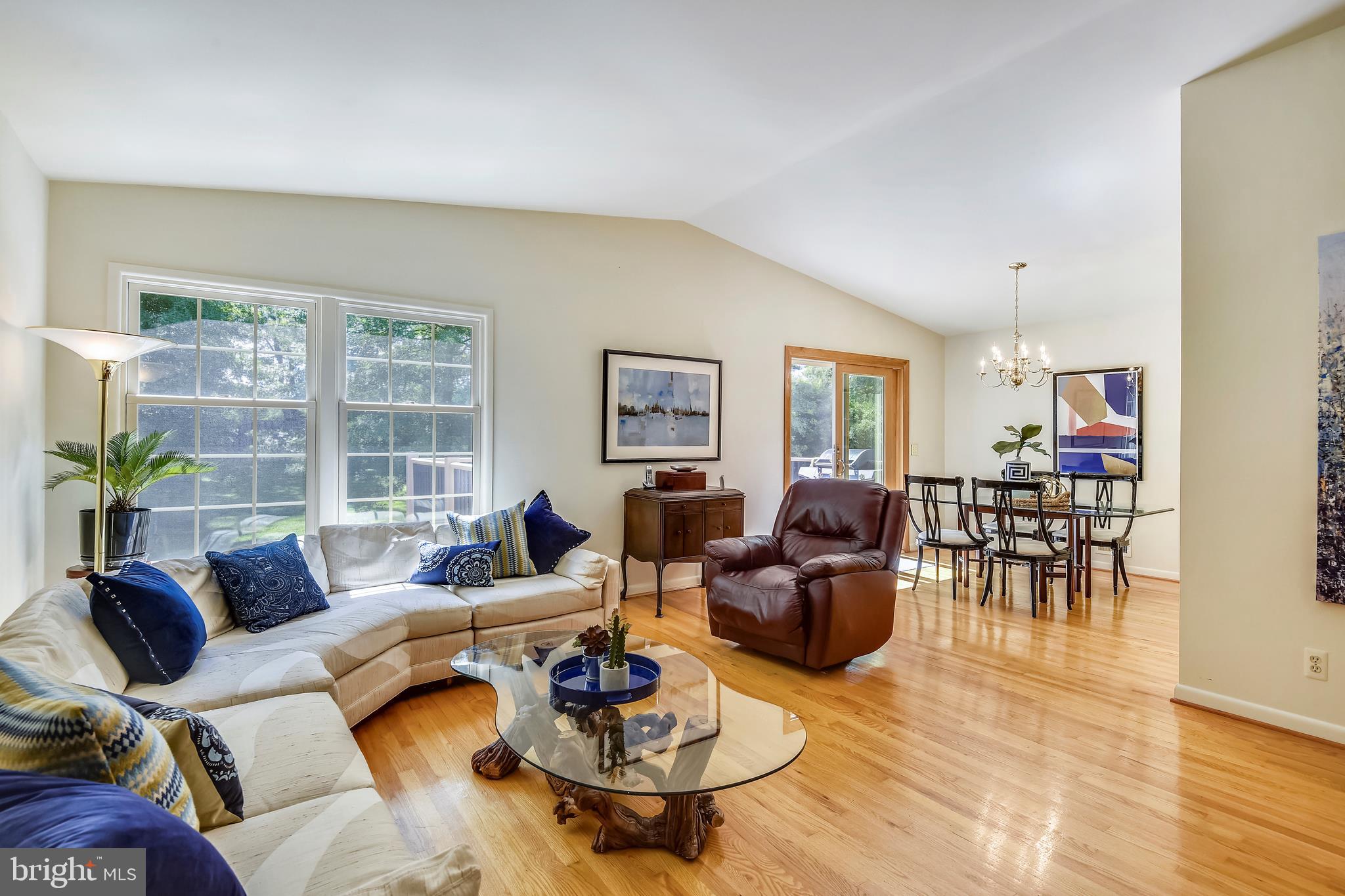 STRATFORD ON THE POTOMAC - Residential