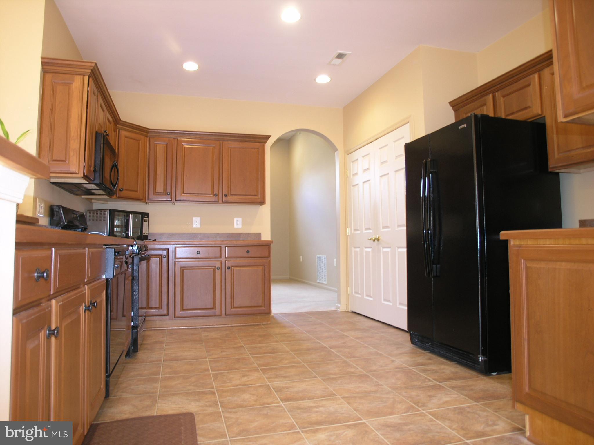 HERITAGE CR ESTS - Residential