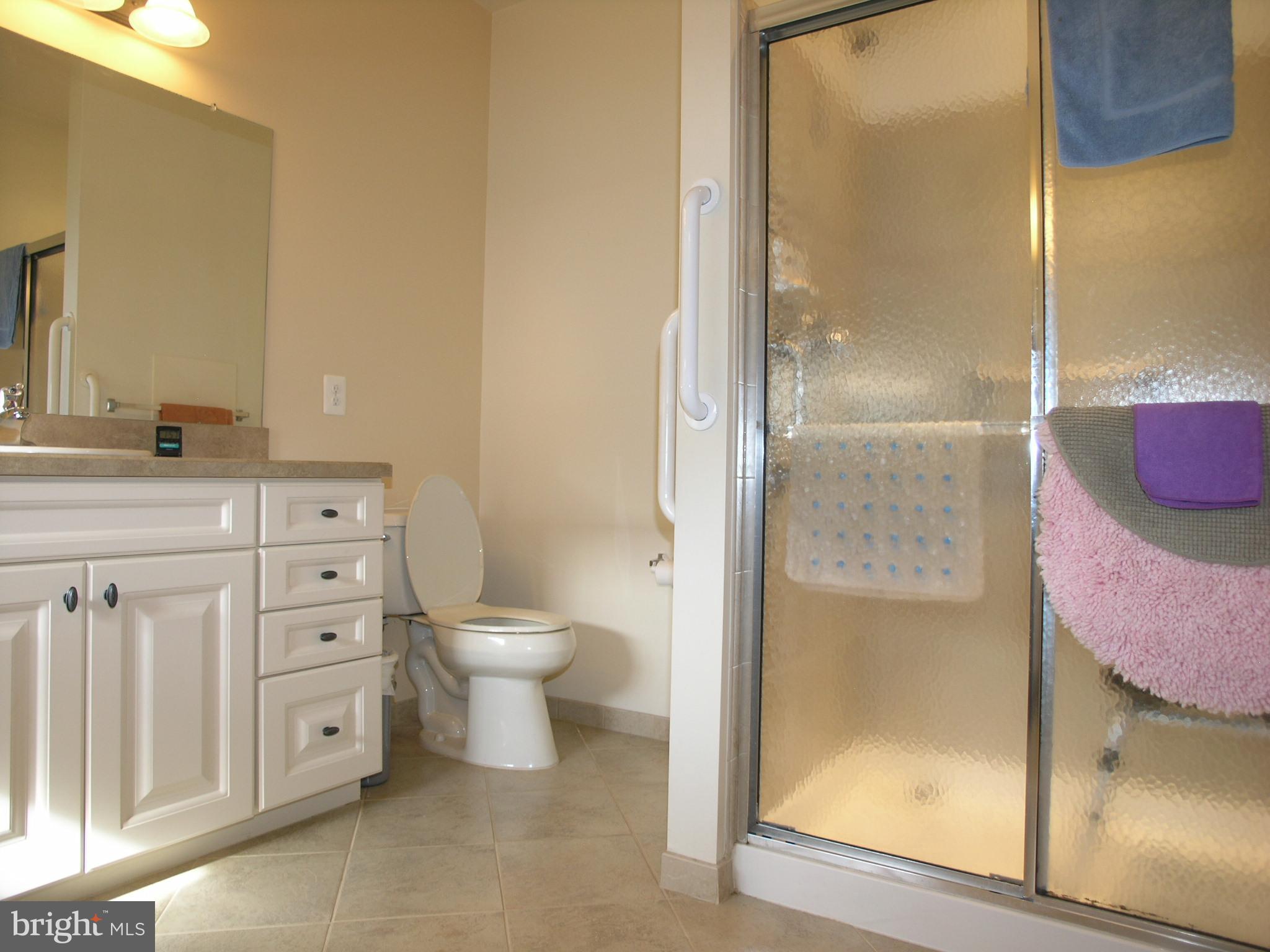 HERITAGE CR ESTS - Residential