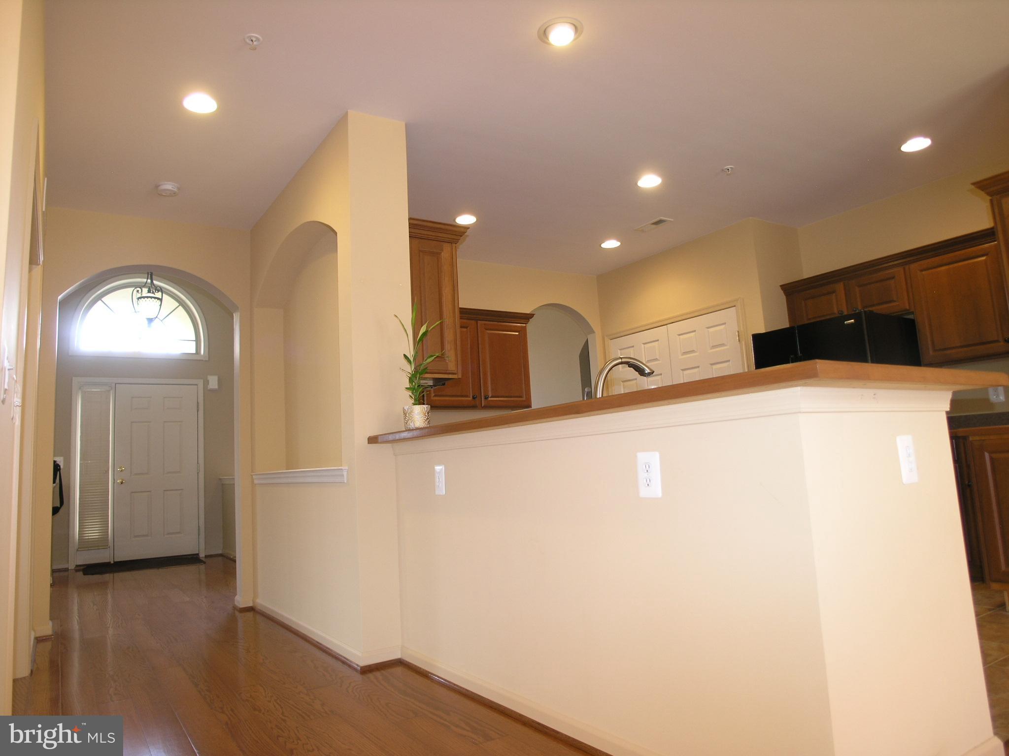 HERITAGE CR ESTS - Residential