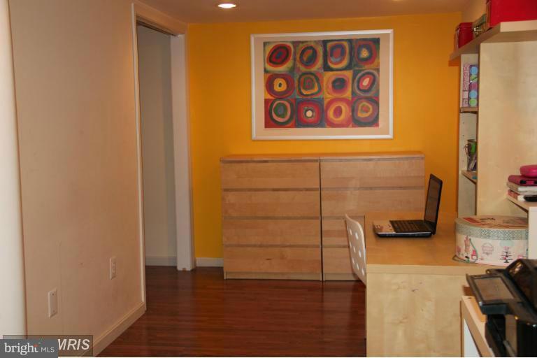 WOODLEY - Residential Lease