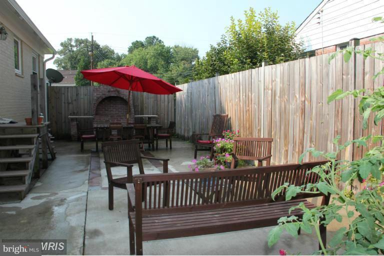 WOODLEY - Residential Lease