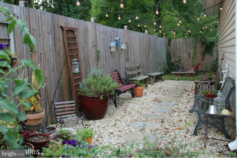 WOODLEY - Residential Lease