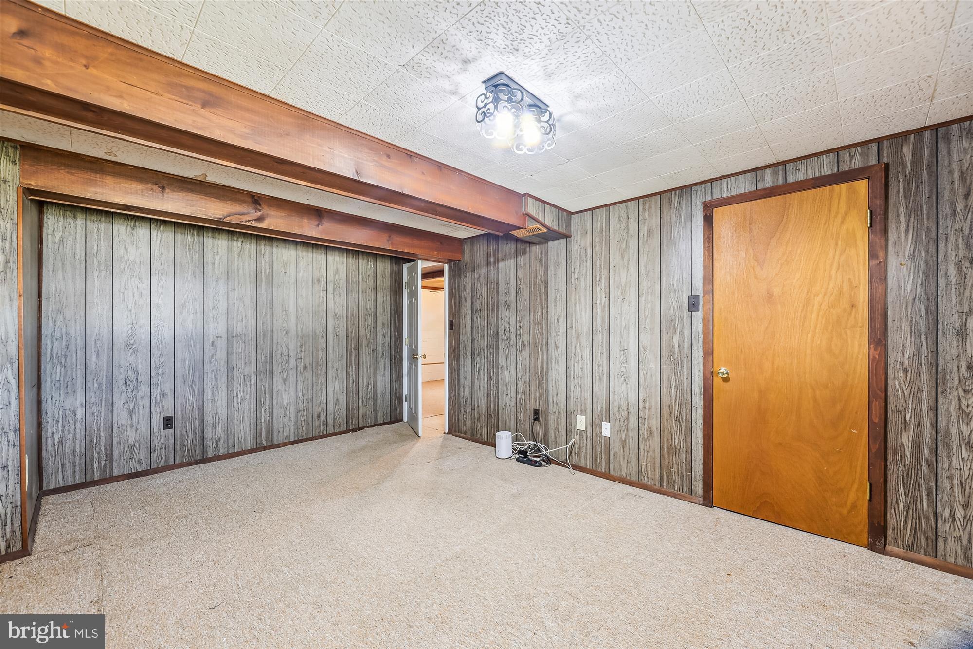 WILTON HALL - Residential