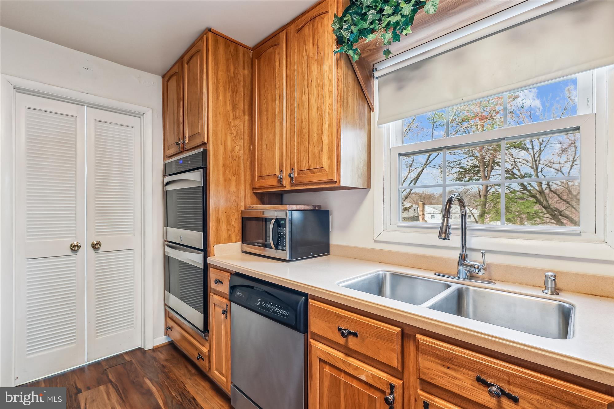 WILTON HALL - Residential