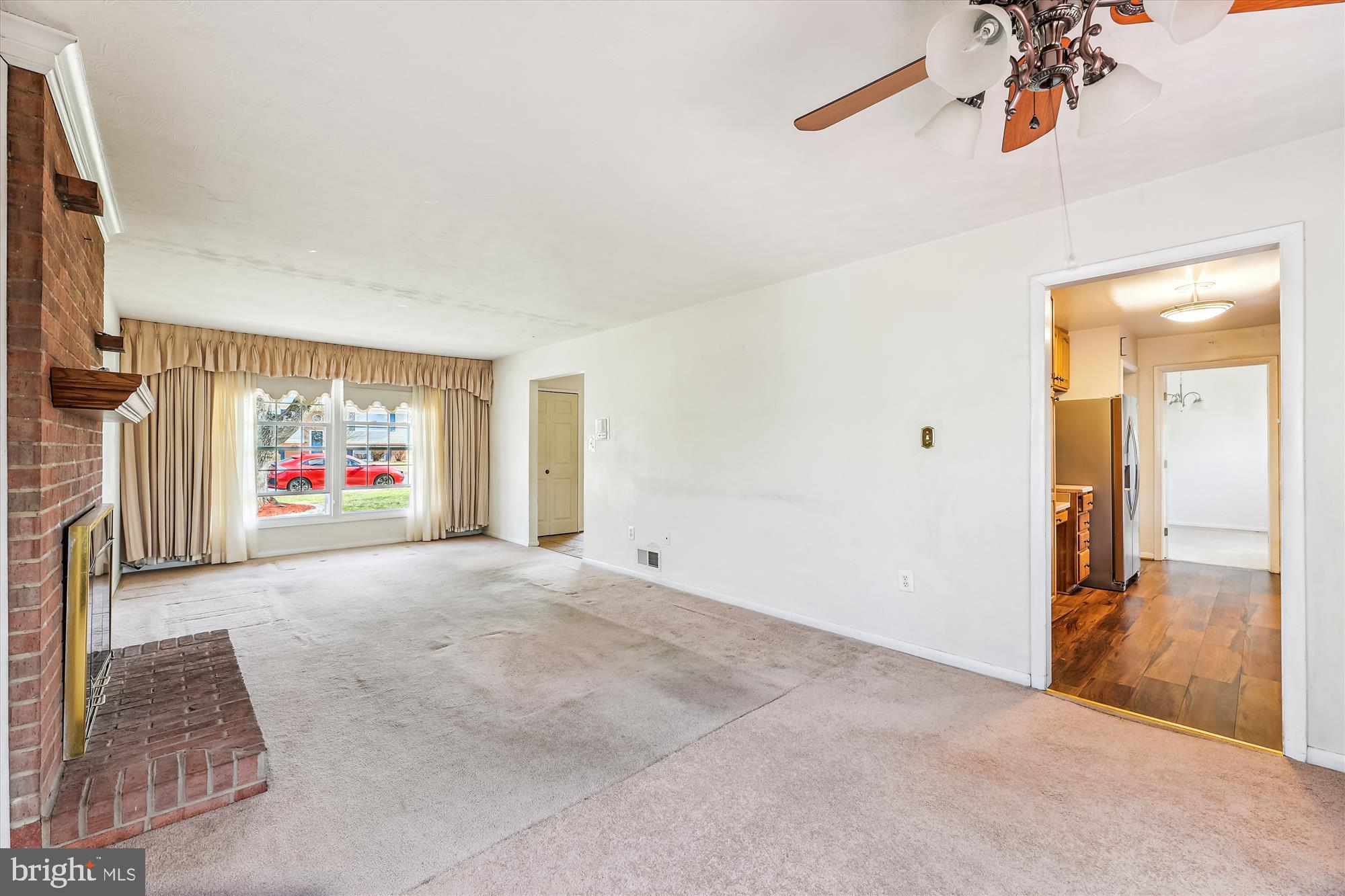 WILTON HALL - Residential