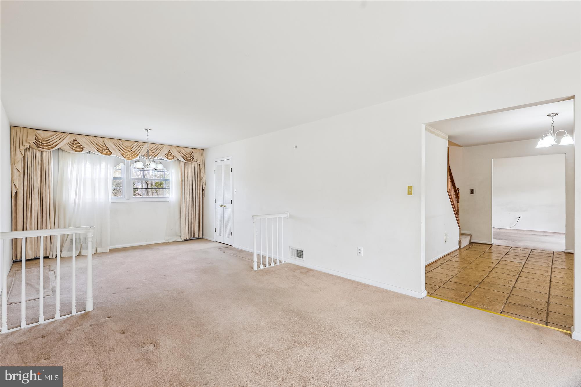 WILTON HALL - Residential