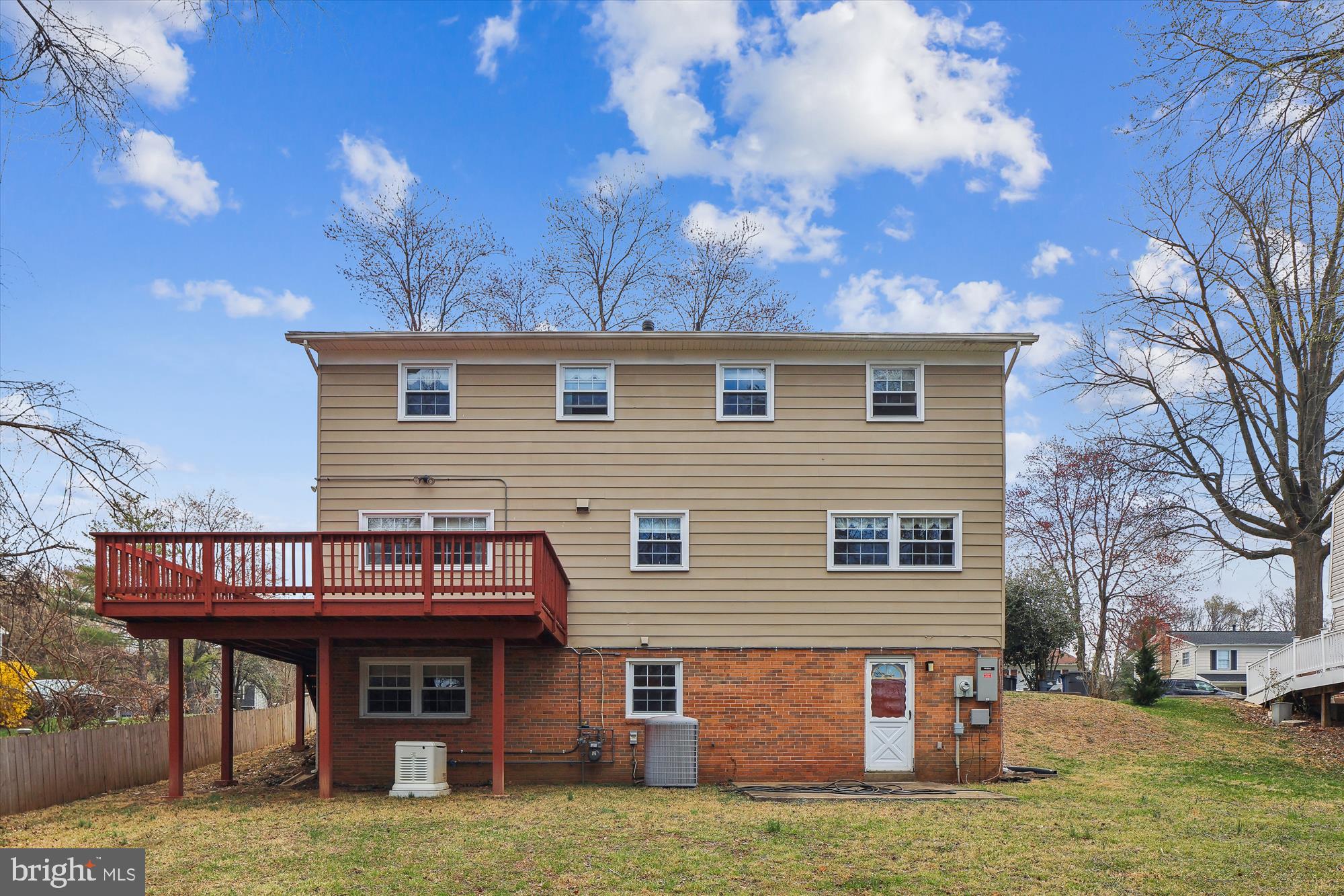 WILTON HALL - Residential