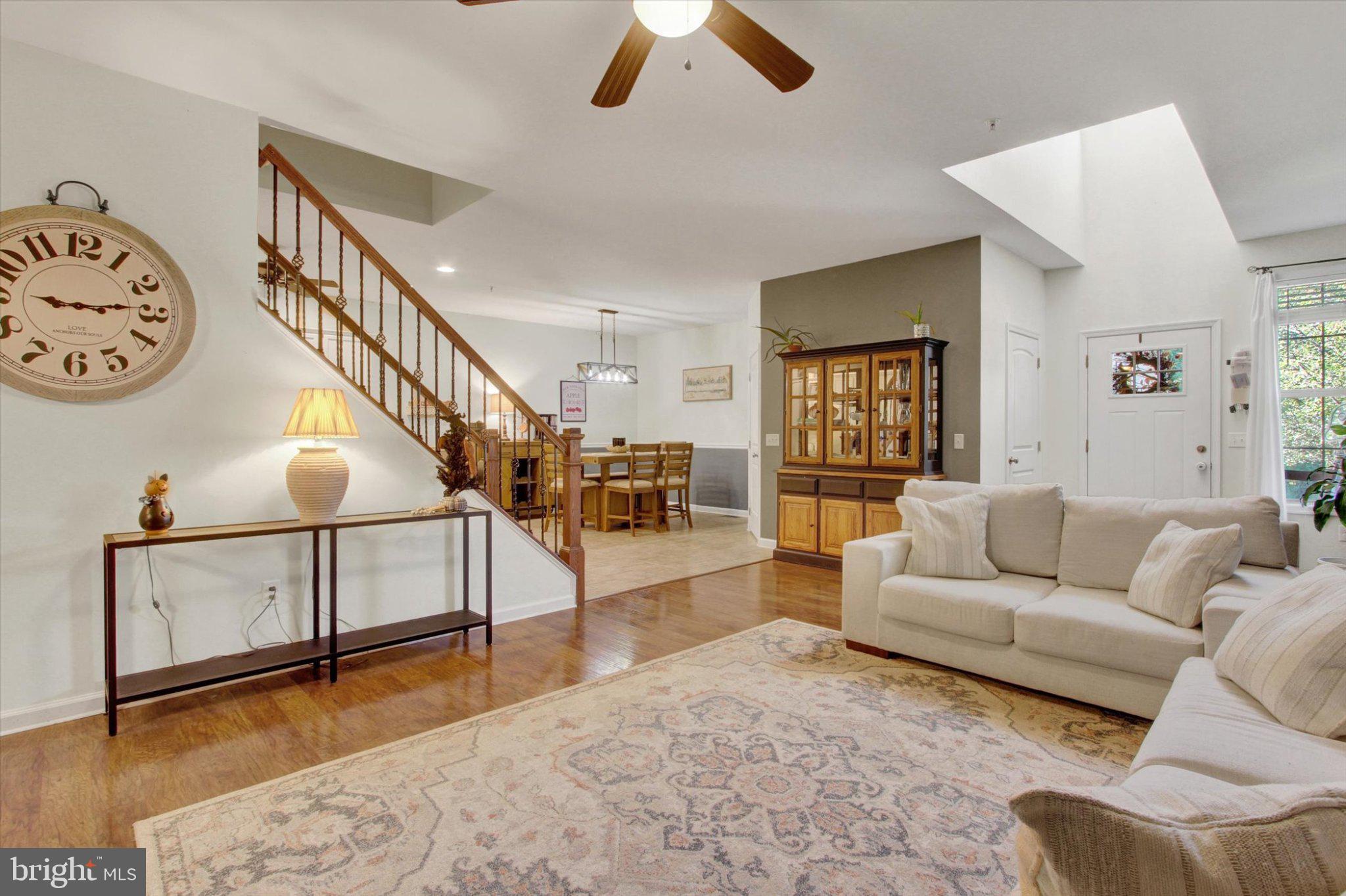927 QUAIL RUN DRIVE