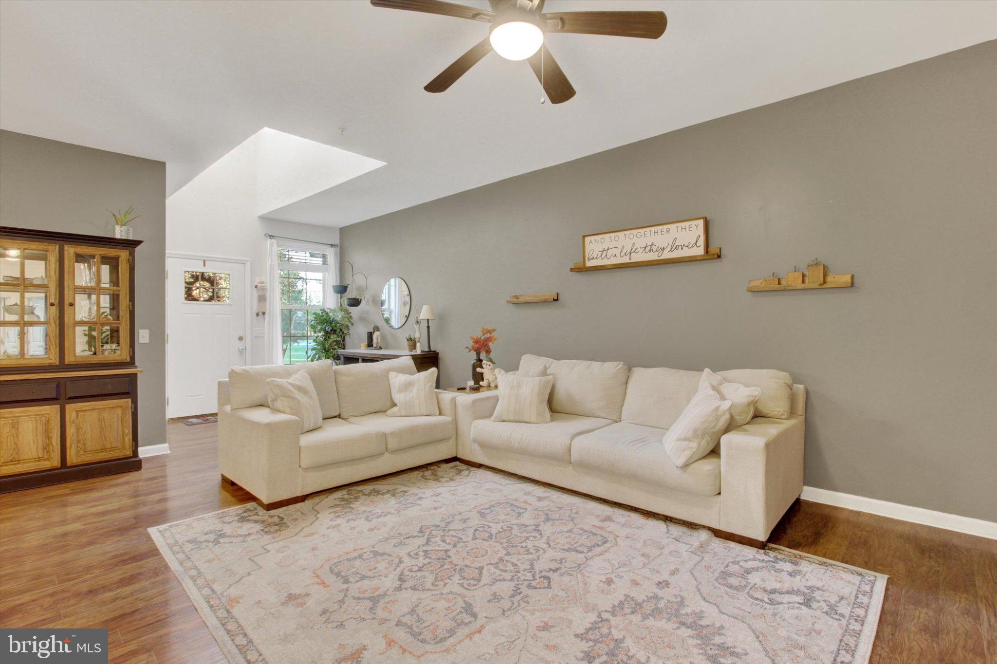 927 QUAIL RUN DRIVE