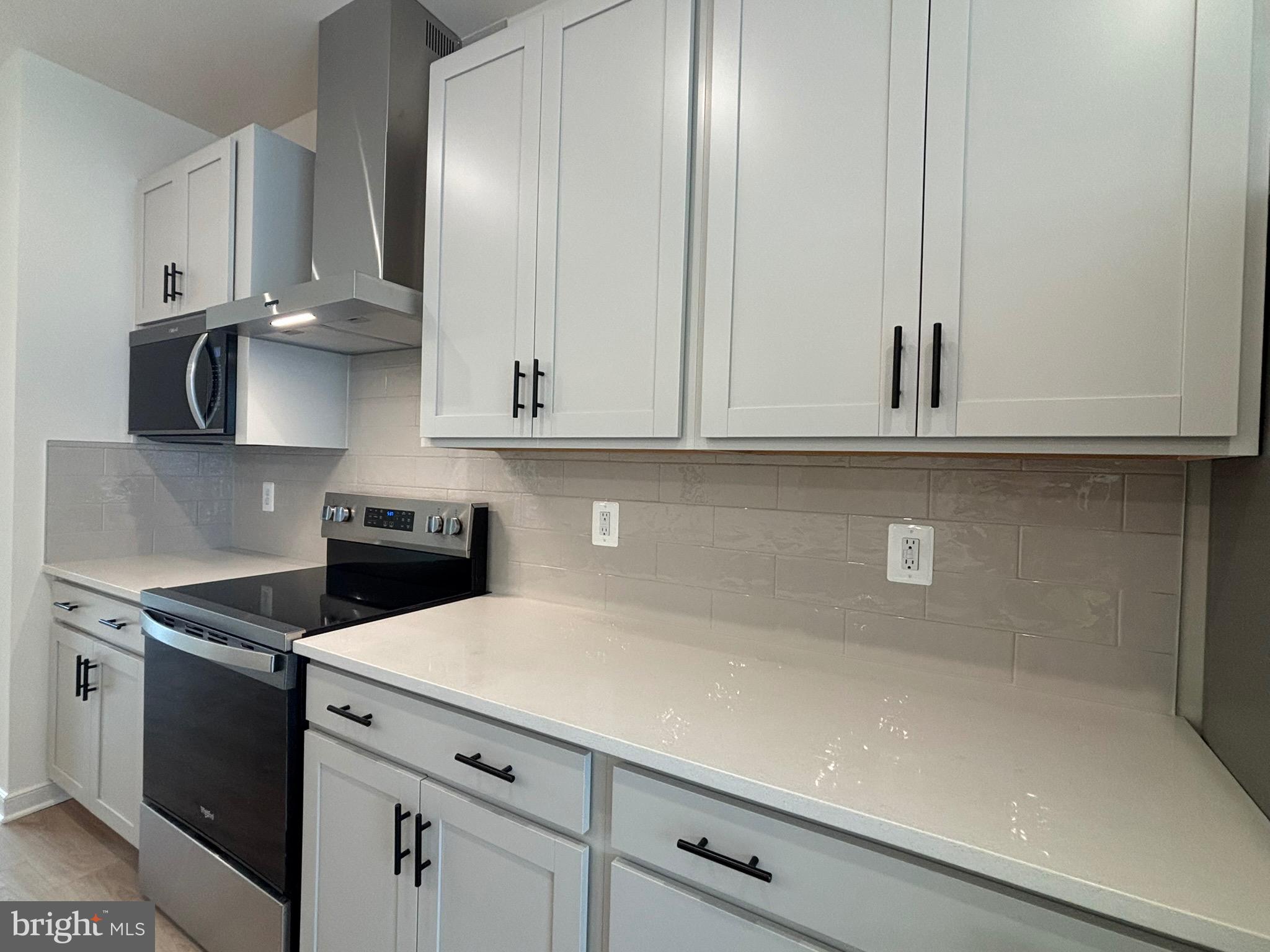CASCADE LANDING - Residential