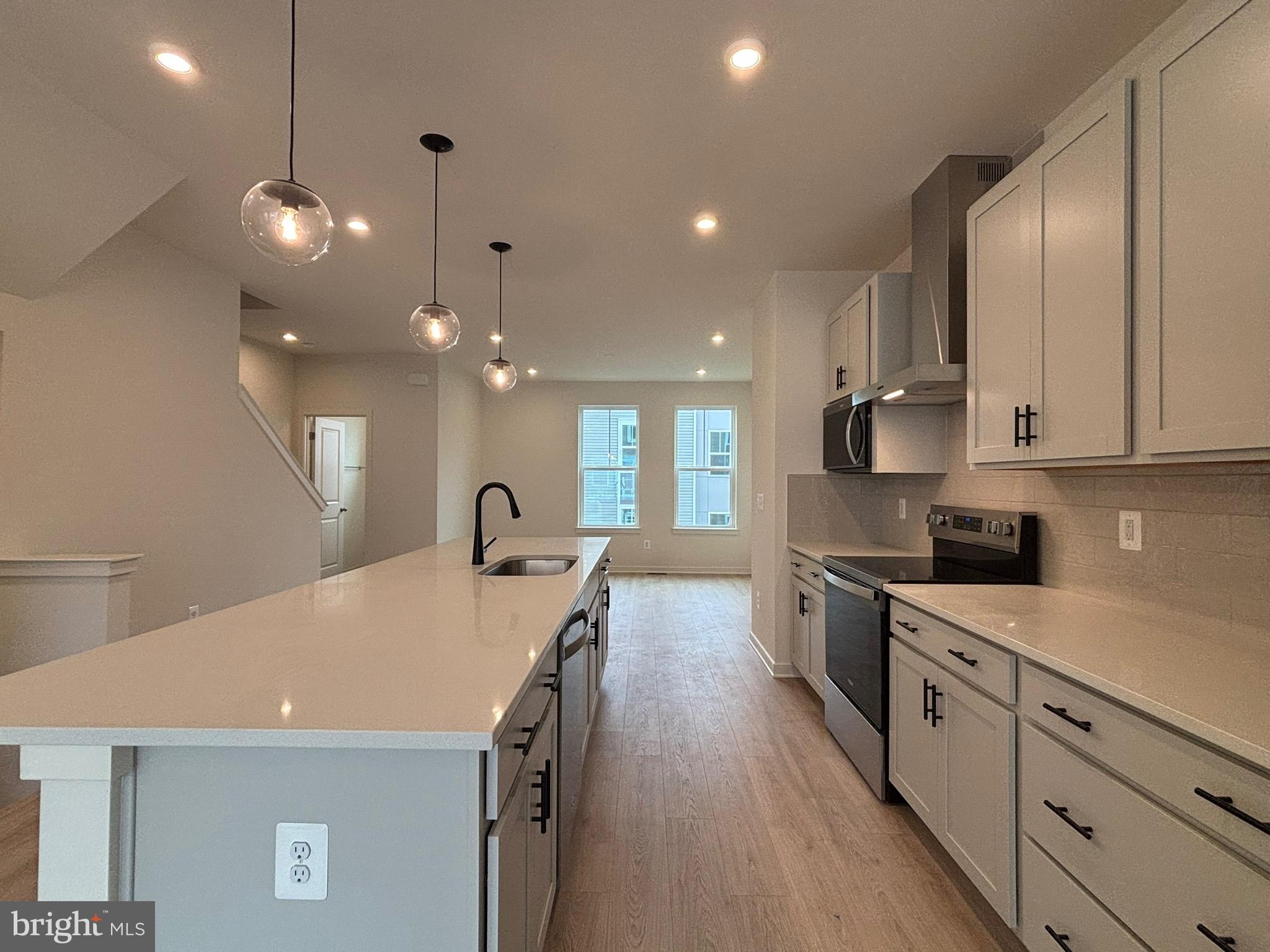 CASCADE LANDING - Residential