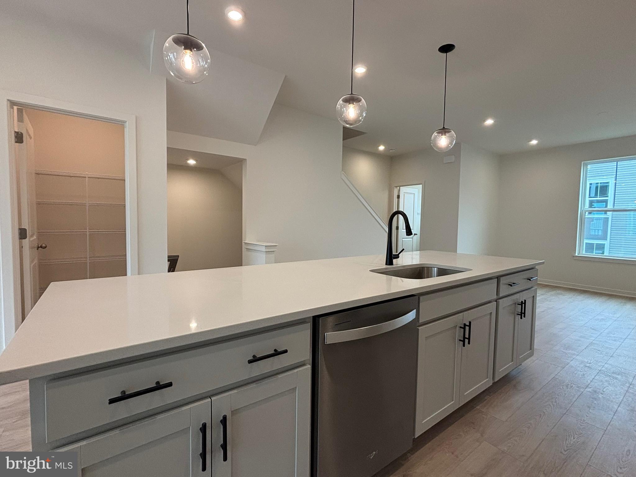 CASCADE LANDING - Residential