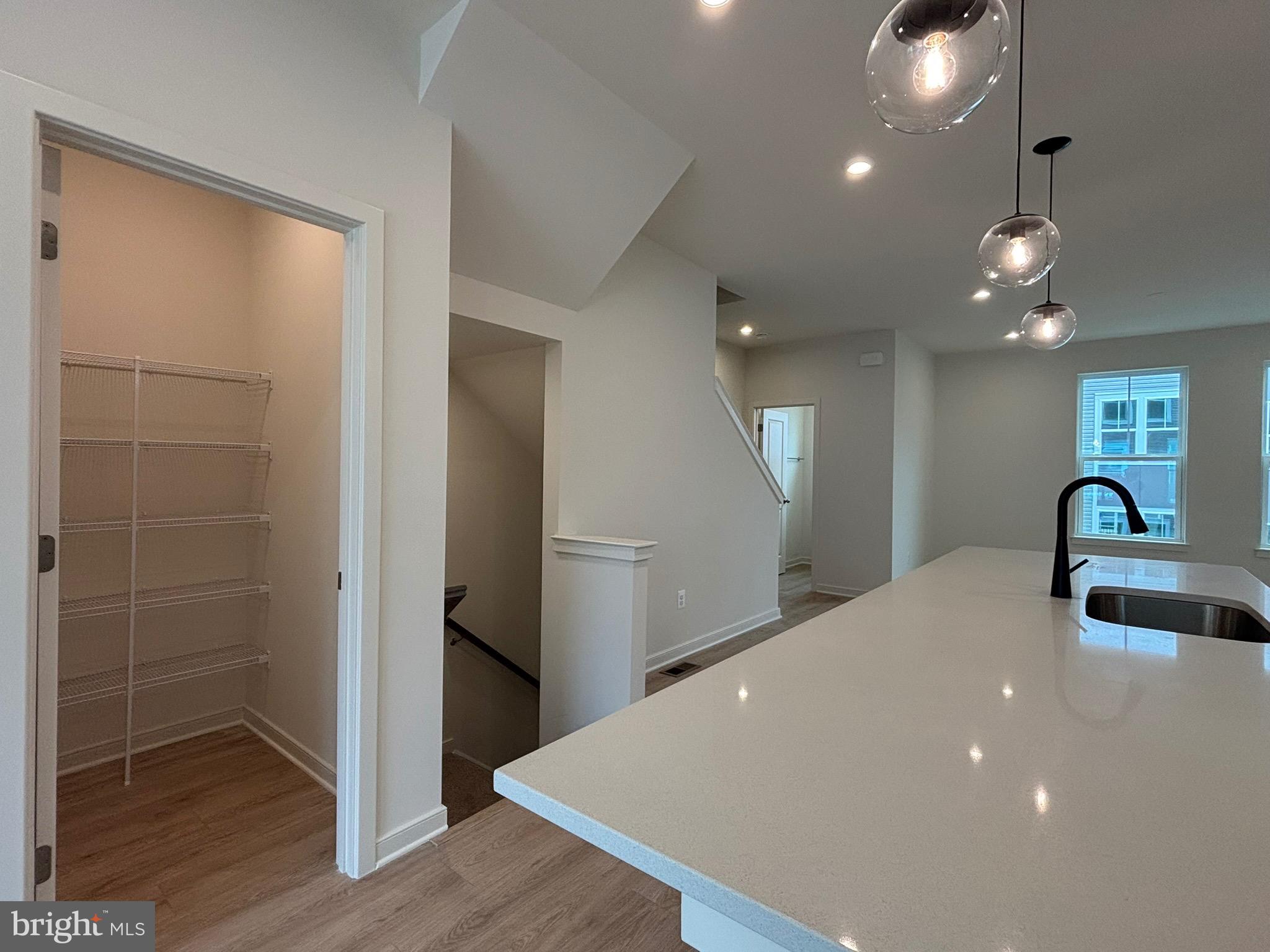 CASCADE LANDING - Residential