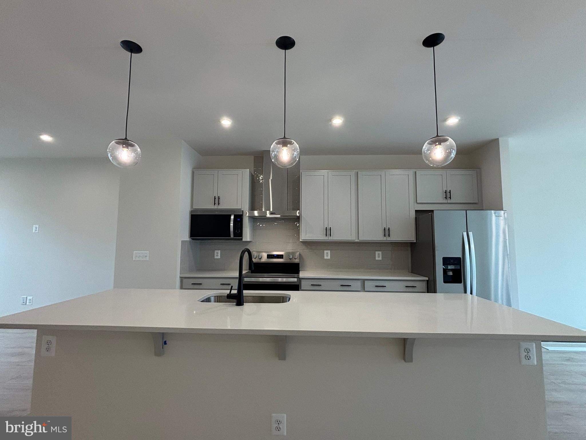 CASCADE LANDING - Residential