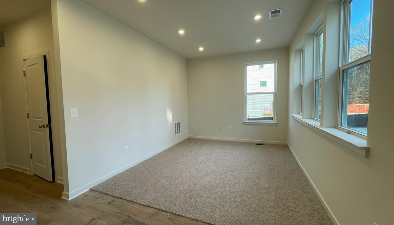 CASCADE LANDING - Residential
