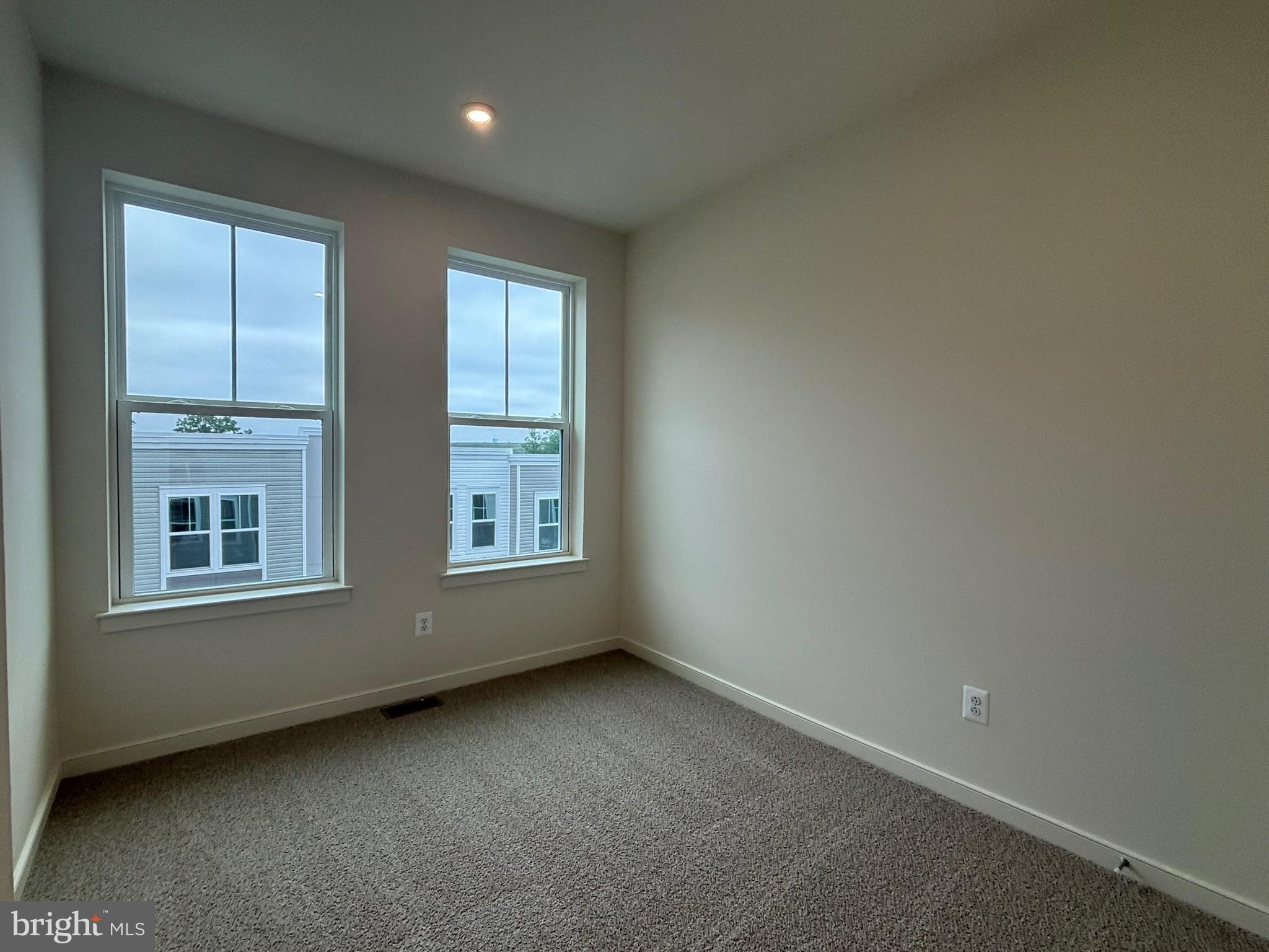 CASCADE LANDING - Residential