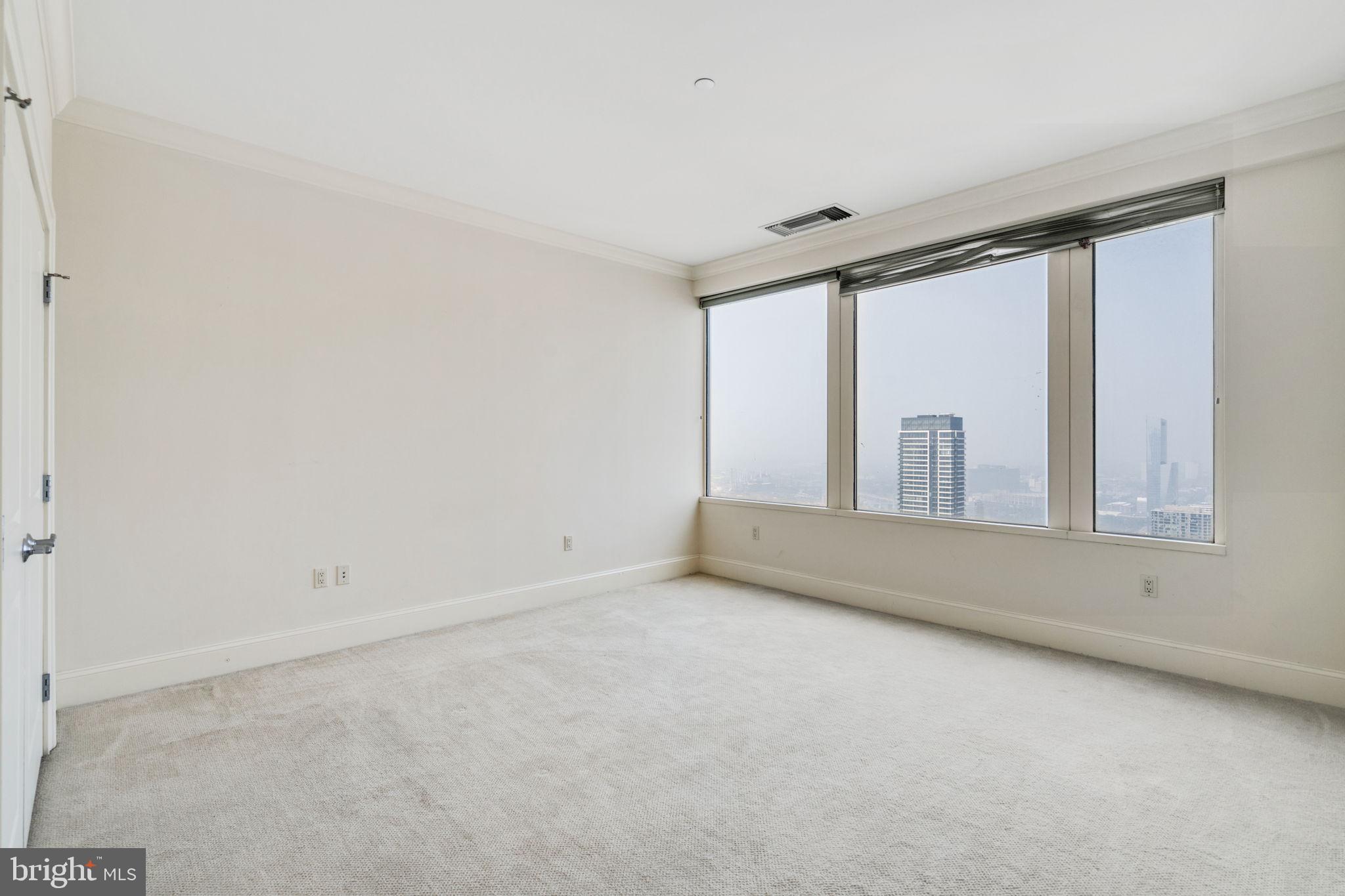 RITTENHOUSE SQUARE - Residential Lease