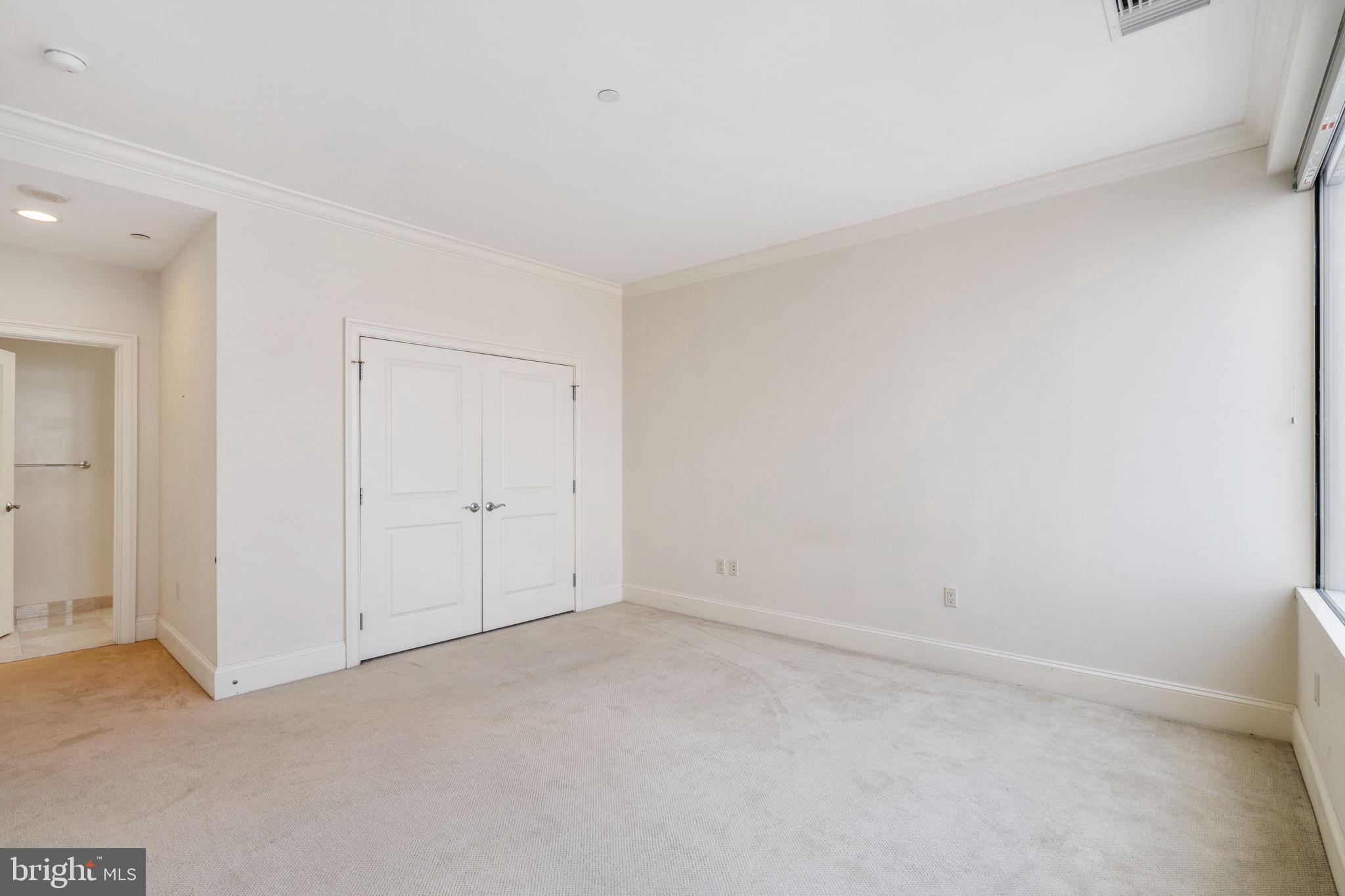 RITTENHOUSE SQUARE - Residential Lease