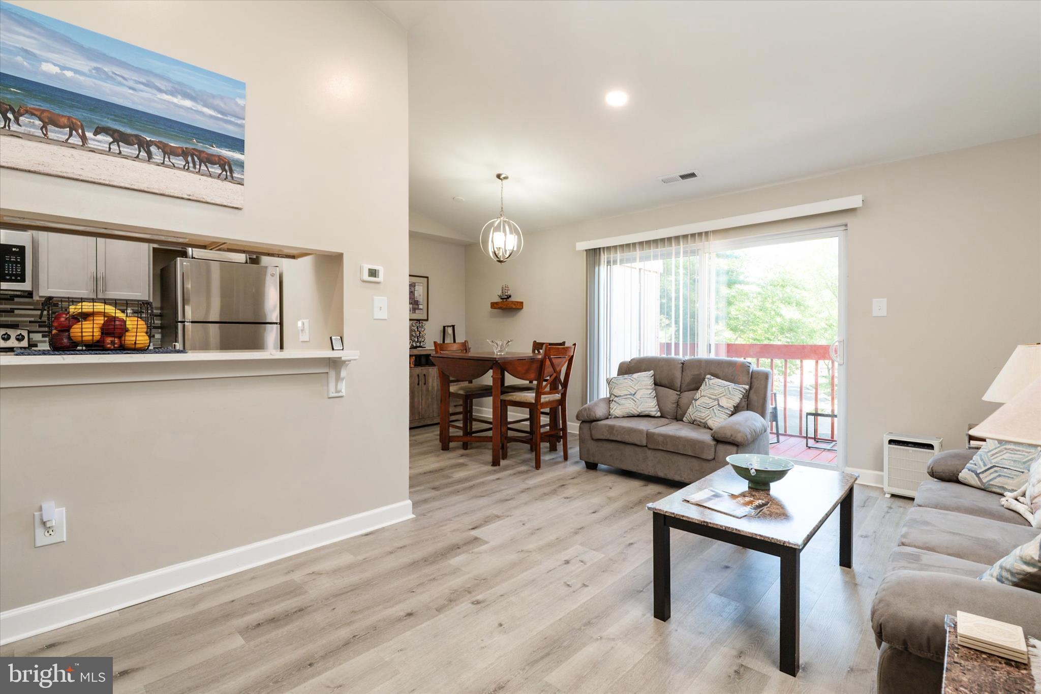 2 BANYAN WOOD COURT 304